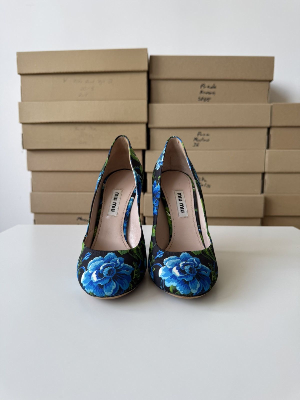 Miu Miu × Prada Miu Miu Blue Floral Printed Canvas Pumps Size US 6 / IT 36 - 5 Thumbnail