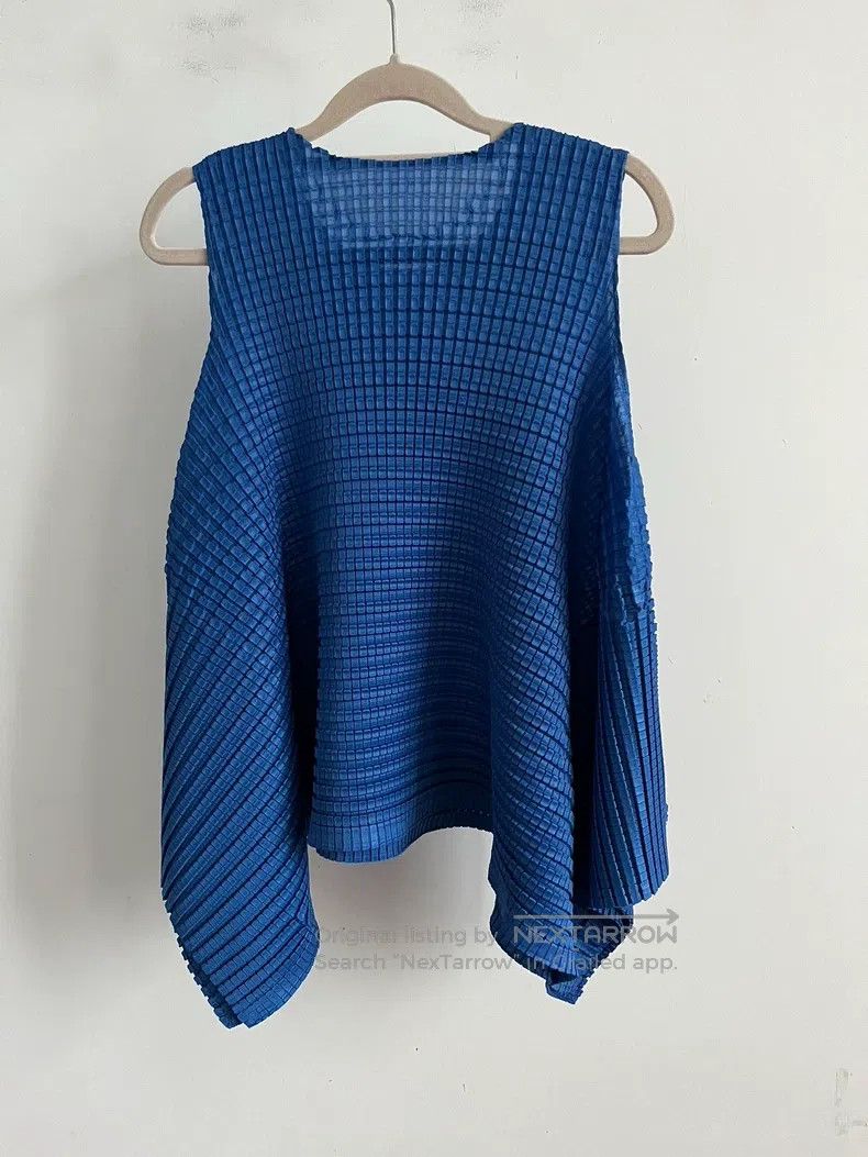 Issey Miyake Issey Miyake Blue Tank Top Size L / US 10 / IT 46 - 2 Thumbnail