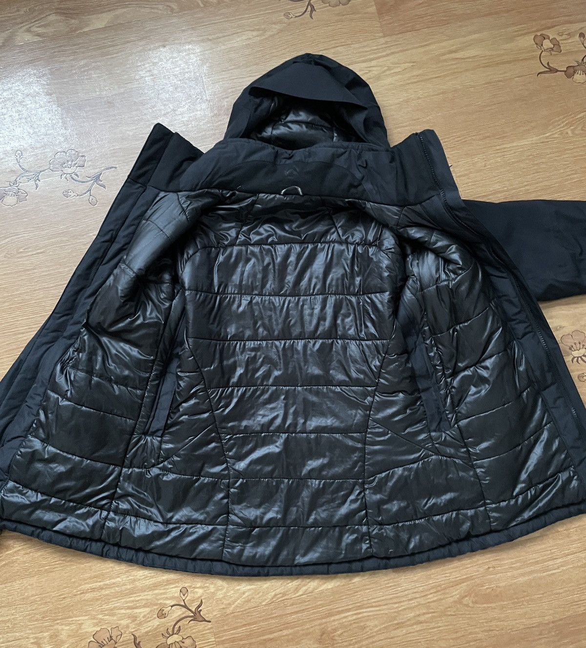 The North Face Women’s The North Face Summit Series HyVe Alpha Black Jacket Size S / US 4 / IT 40 - 10 Thumbnail