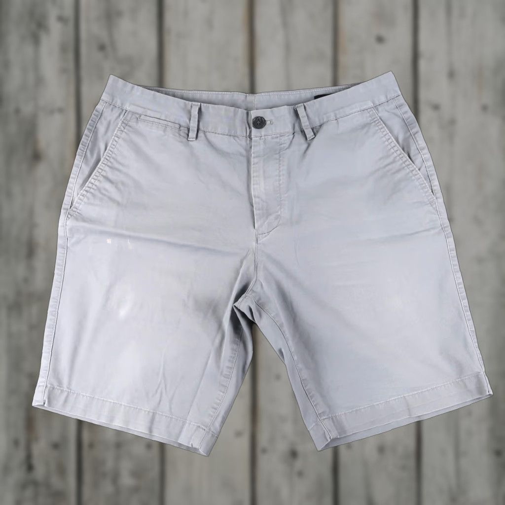 Bonobos VINTAGE Bonobos Men's Slim Fit Chino Shorts 9 Inch Gray Cotton Blend Casual 2000s Mens Size US 33 - 1 Thumbnail