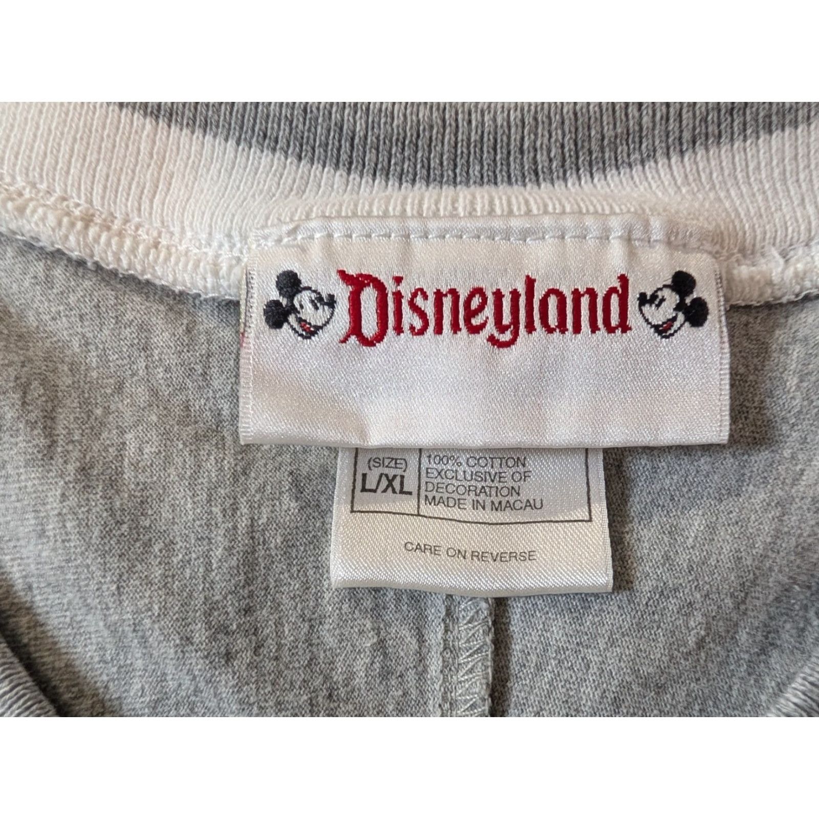 Vintage Disney Parks Authentic Dopey Loungewear Shirt Women L/XL White Grey Jersey 100% Cotton Sleepshirt Christmas Snow White Dopey Theme Mens Girls Boys Size L / US 10 / IT 46 - 2 Thumbnail