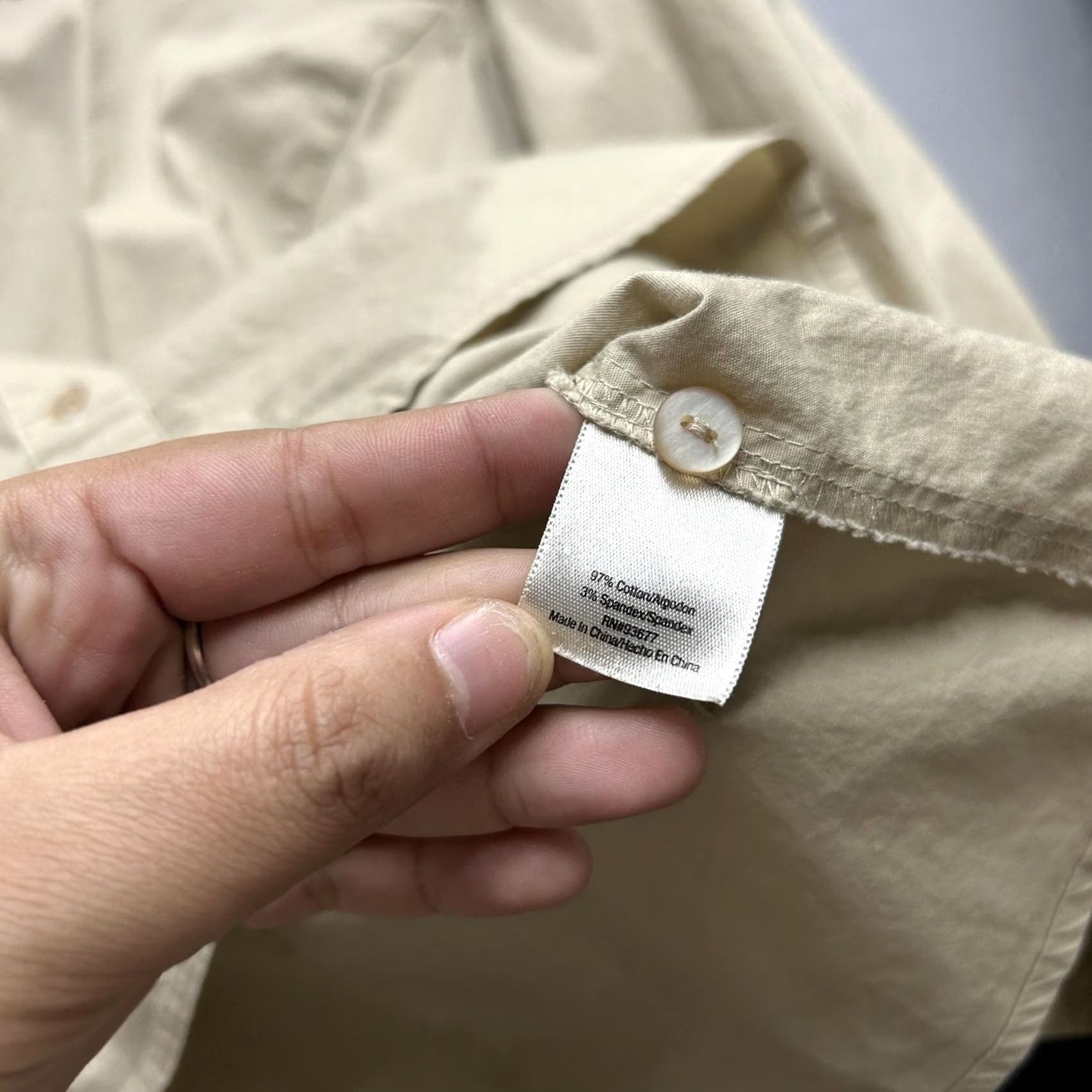 Vintage VINTAGE? No — St. Johns Bay Shirt Womens 1X Tan Khaki Stretch Button Front Collared Blouse Size XL / US 12-14 / IT 48-50 - 5 Thumbnail