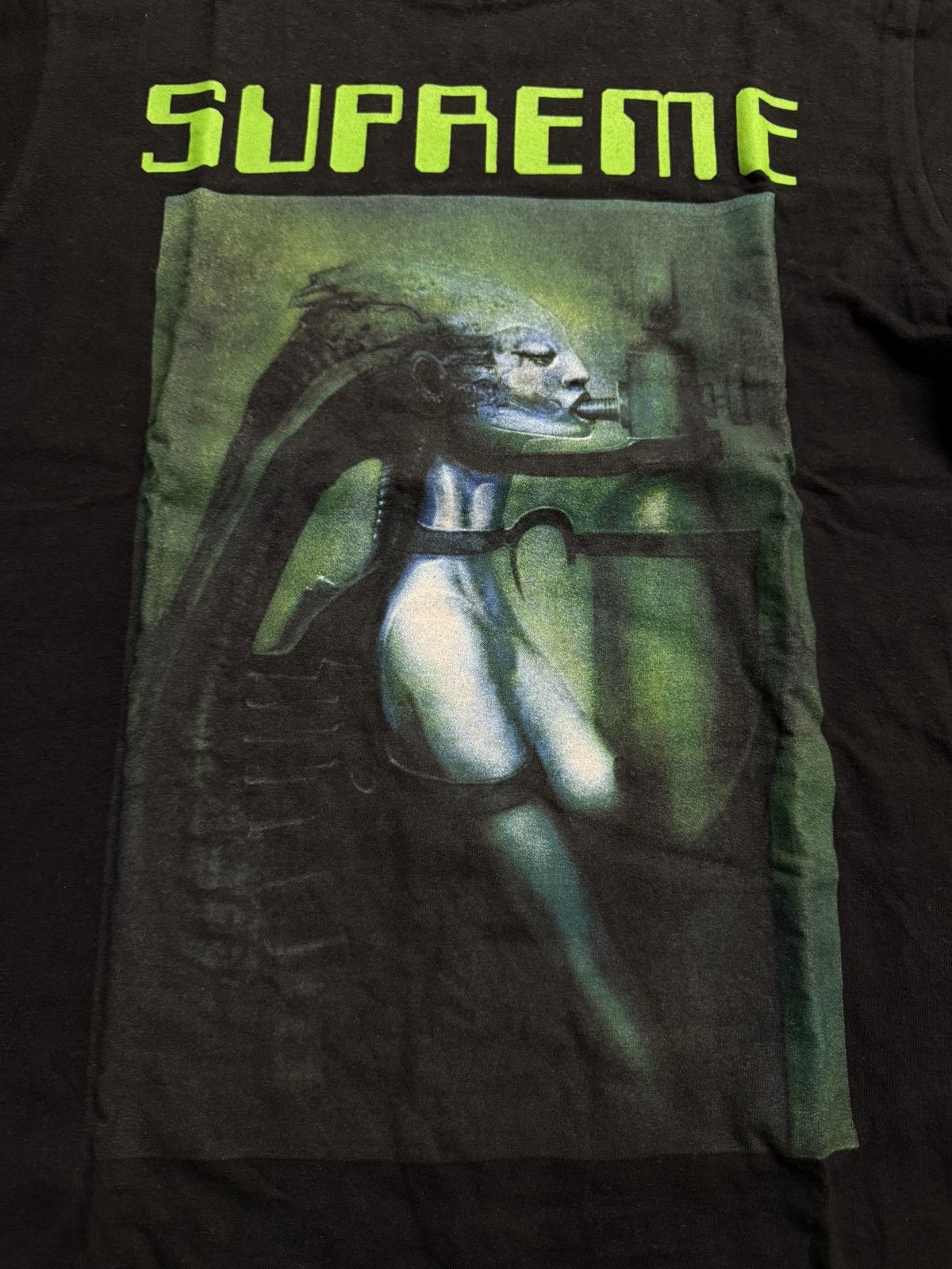 Supreme Supreme F/W14 H.R. Giger Alien Biomechanoid T-Shirt Size US M / EU 48-50 / 2 - 3 Thumbnail
