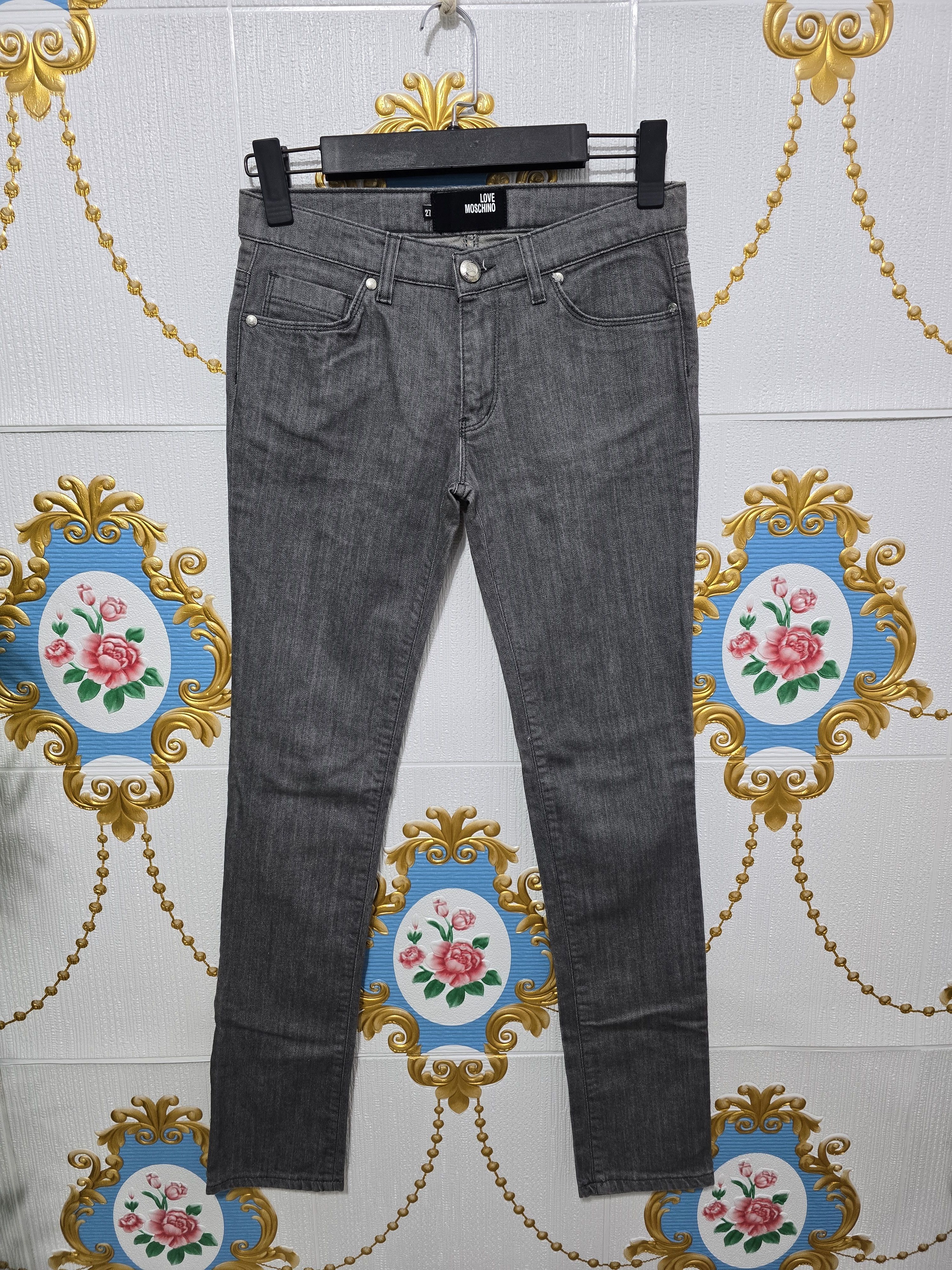 Love Moschino × Moschino MOSCHINO jeans women size small w27 never worn Size 27" / US 4 / IT 40 - 1 Thumbnail