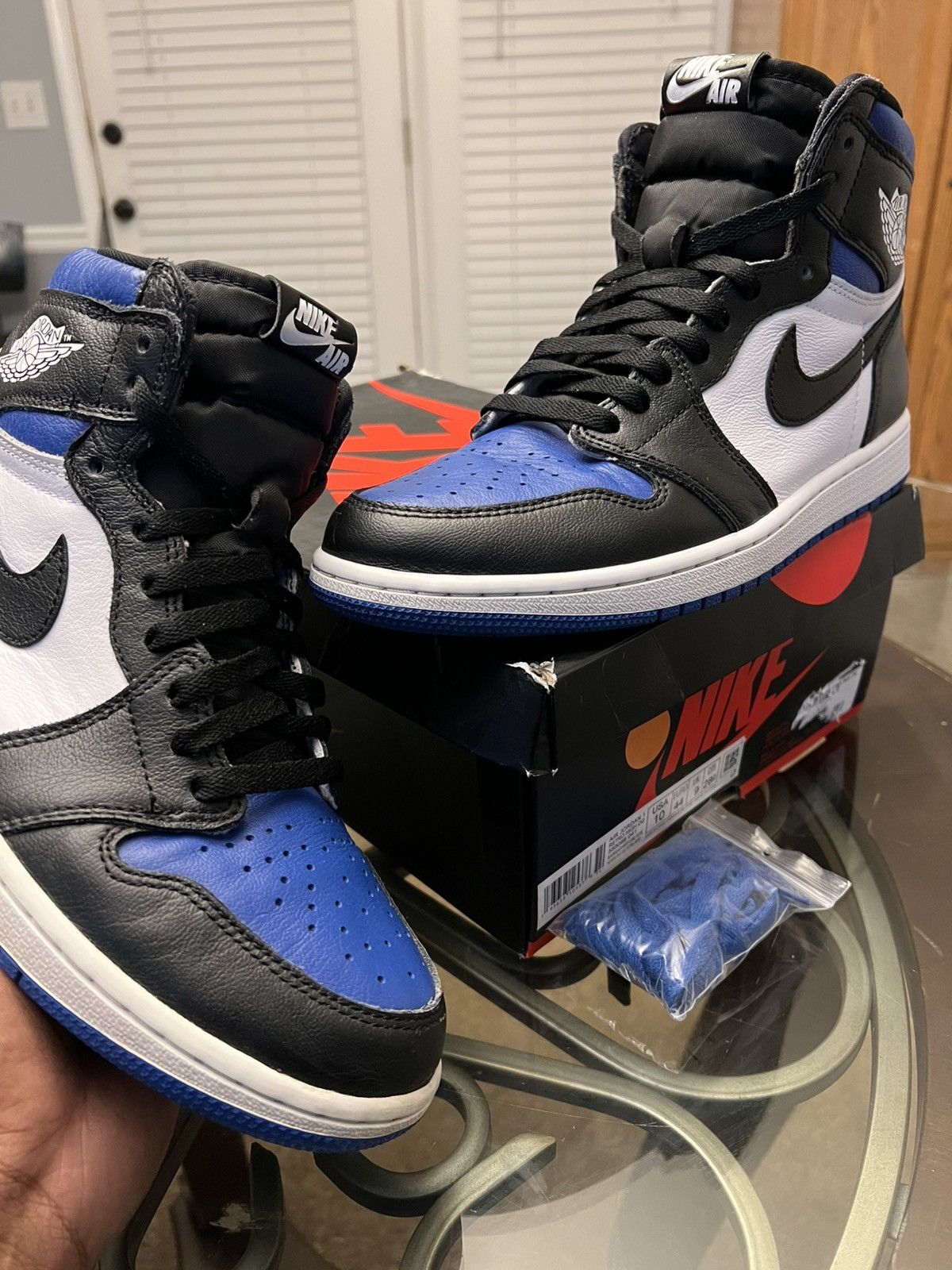 Jordan Brand Jordan 1 Retro High Royal Toe Size US 10 / EU 43 - 1 Thumbnail