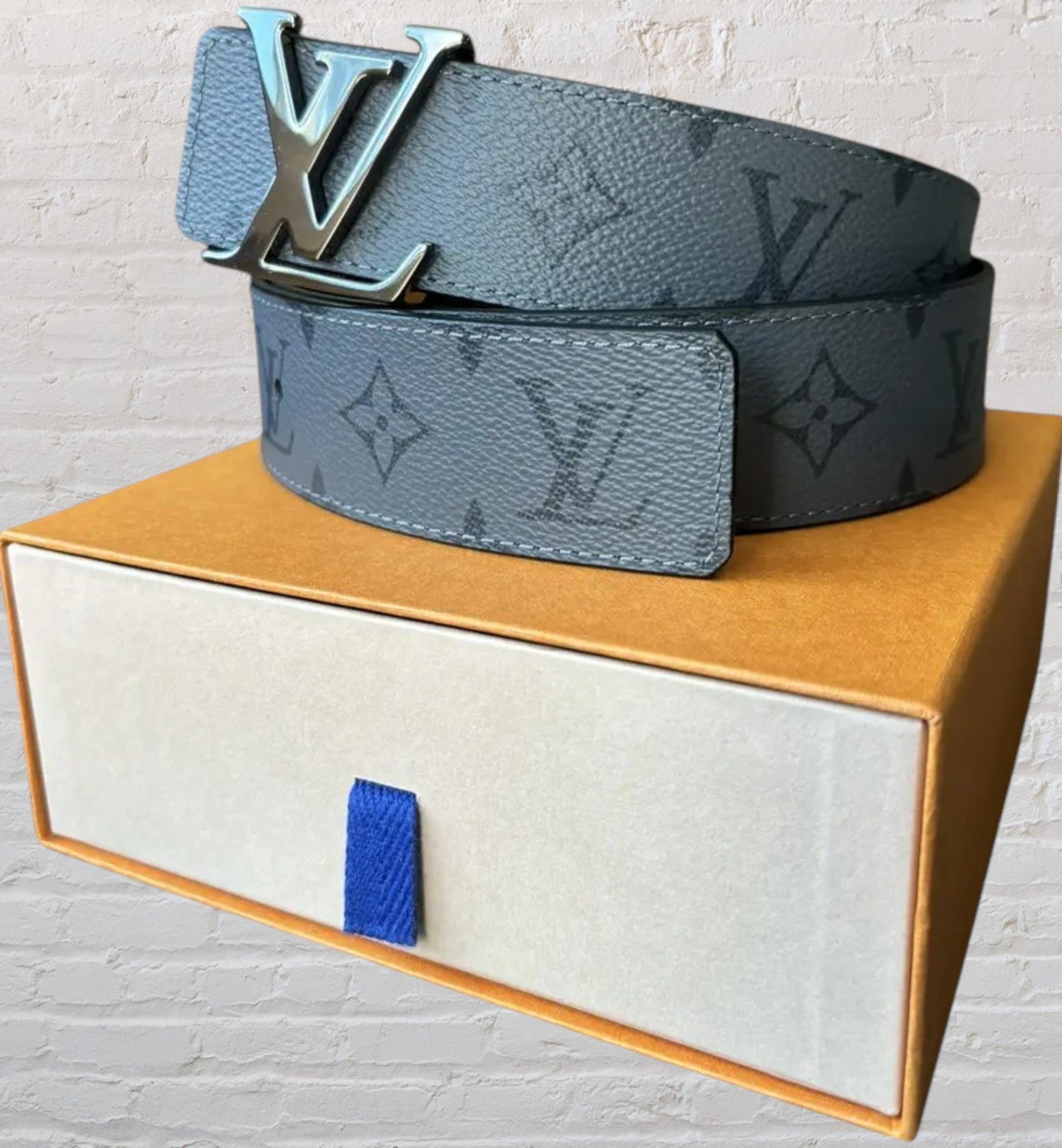 Louis Vuitton Louis Vuitton LV Monogram Reversible Belt M0285 Size 36 - 2 Thumbnail
