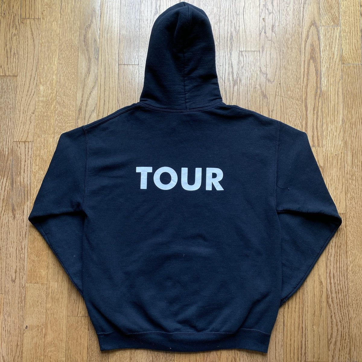 Band Tees × Kanye West Saint Pablo Tour Hoodie 2016 Black White Kanye West Size M Size US M / EU 48-50 / 2 - 2 Thumbnail
