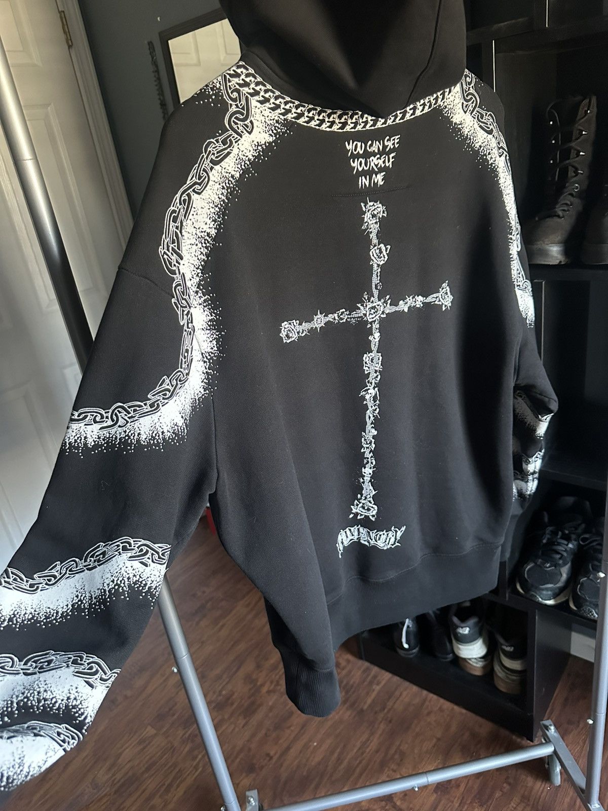 Givenchy Givenchy Tattoo Cross and Roses Hoodie Size US L / EU 52-54 / 3 - 3 Thumbnail