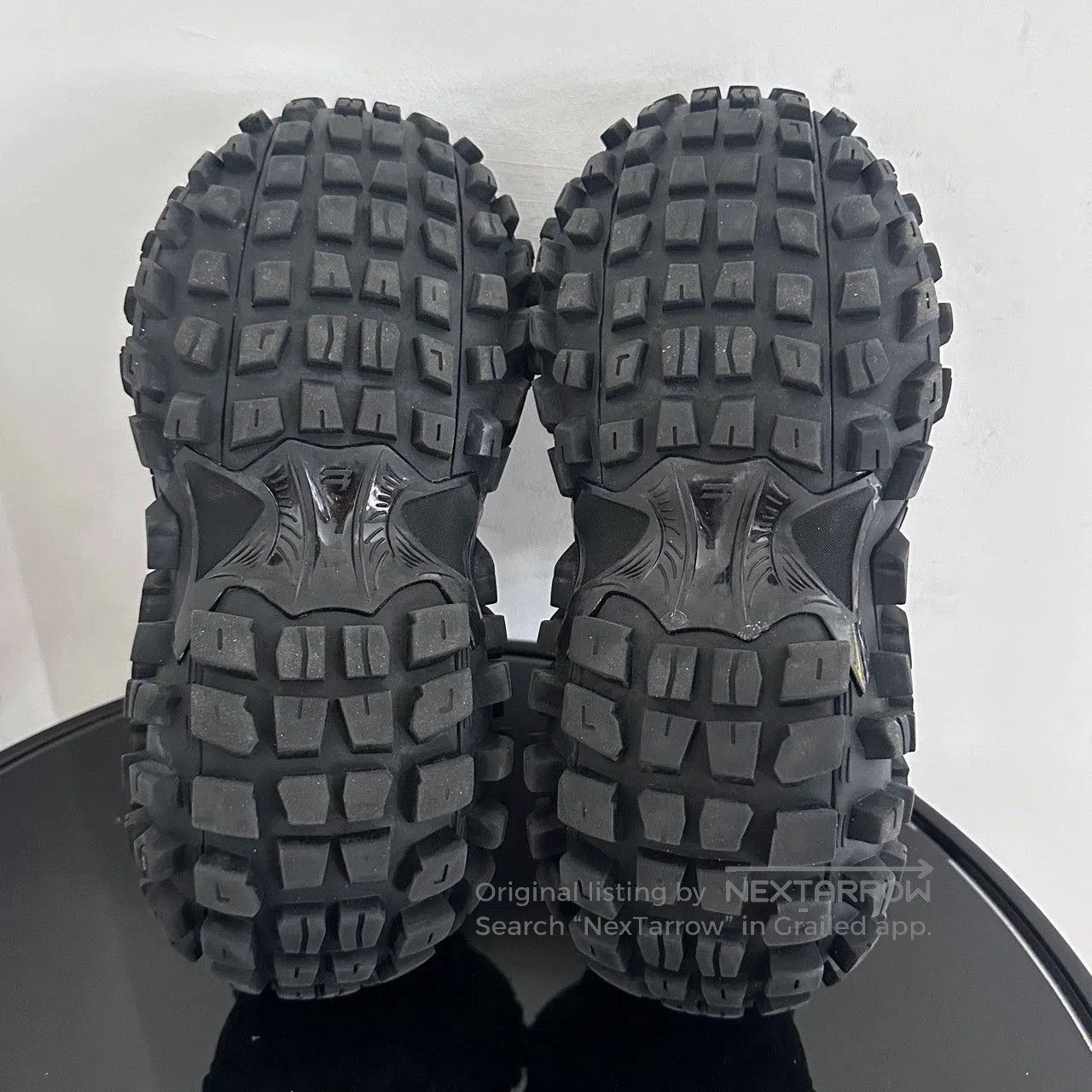 Balenciaga balenciaga defender retro low-top sneakers. Size US 11 / EU 44 - 6 Thumbnail
