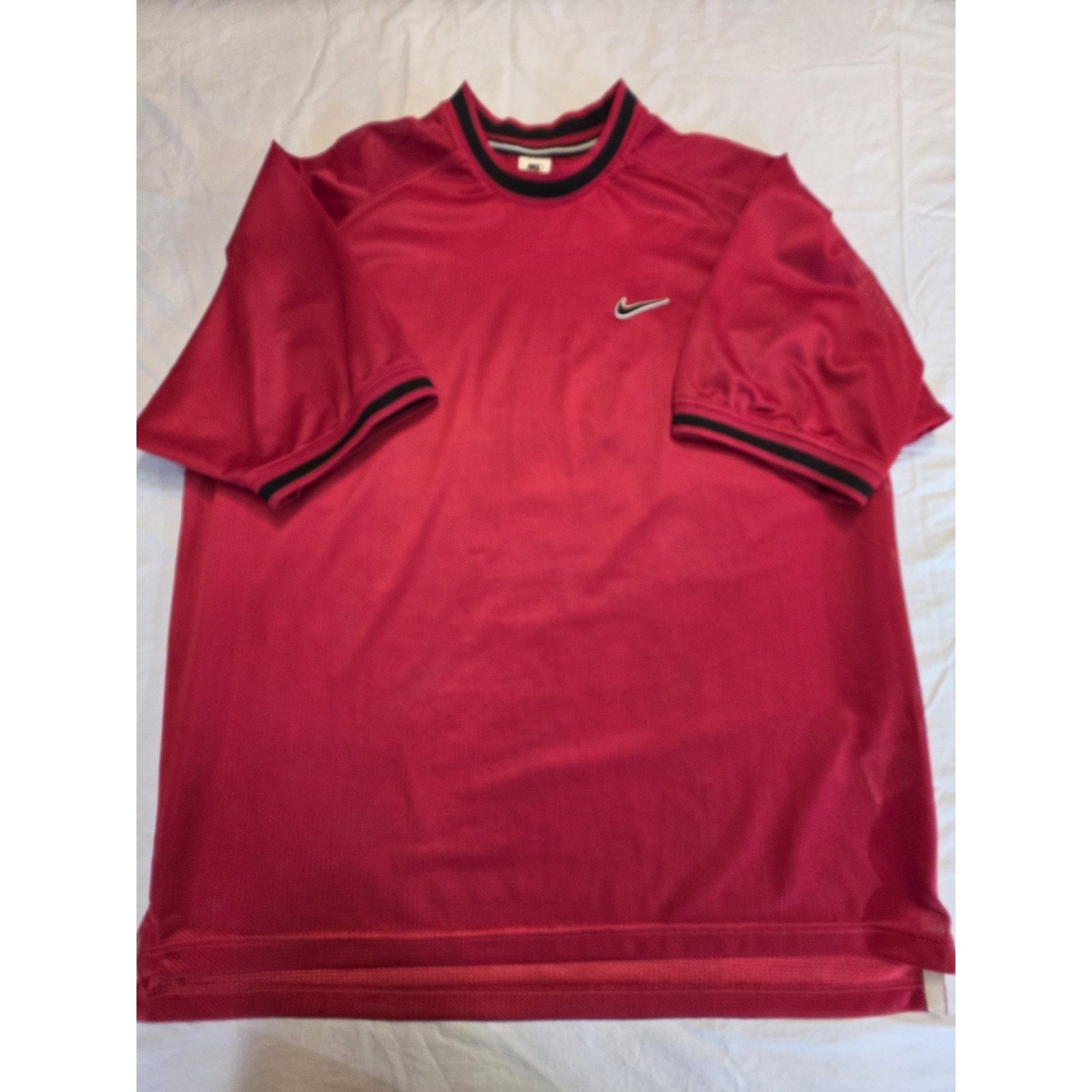 Nike Nike Red Vintage Men’s Size Large Short Sleeve Mesh Size US L / EU 52-54 / 3 - 1 Thumbnail