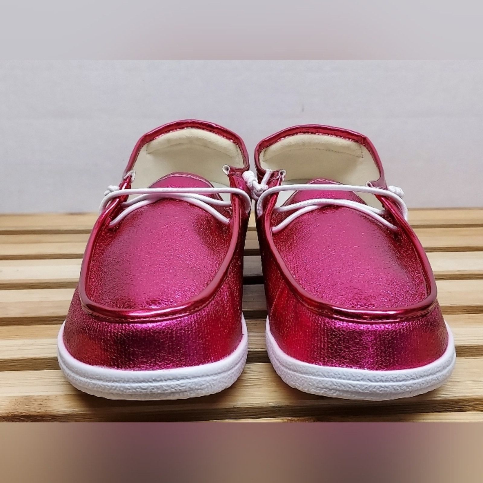 Other Corkys Womens Pink Crinkle Metallic Kayak Casual Shoes SZ 7 Size US 7 / IT 37 - 5 Thumbnail
