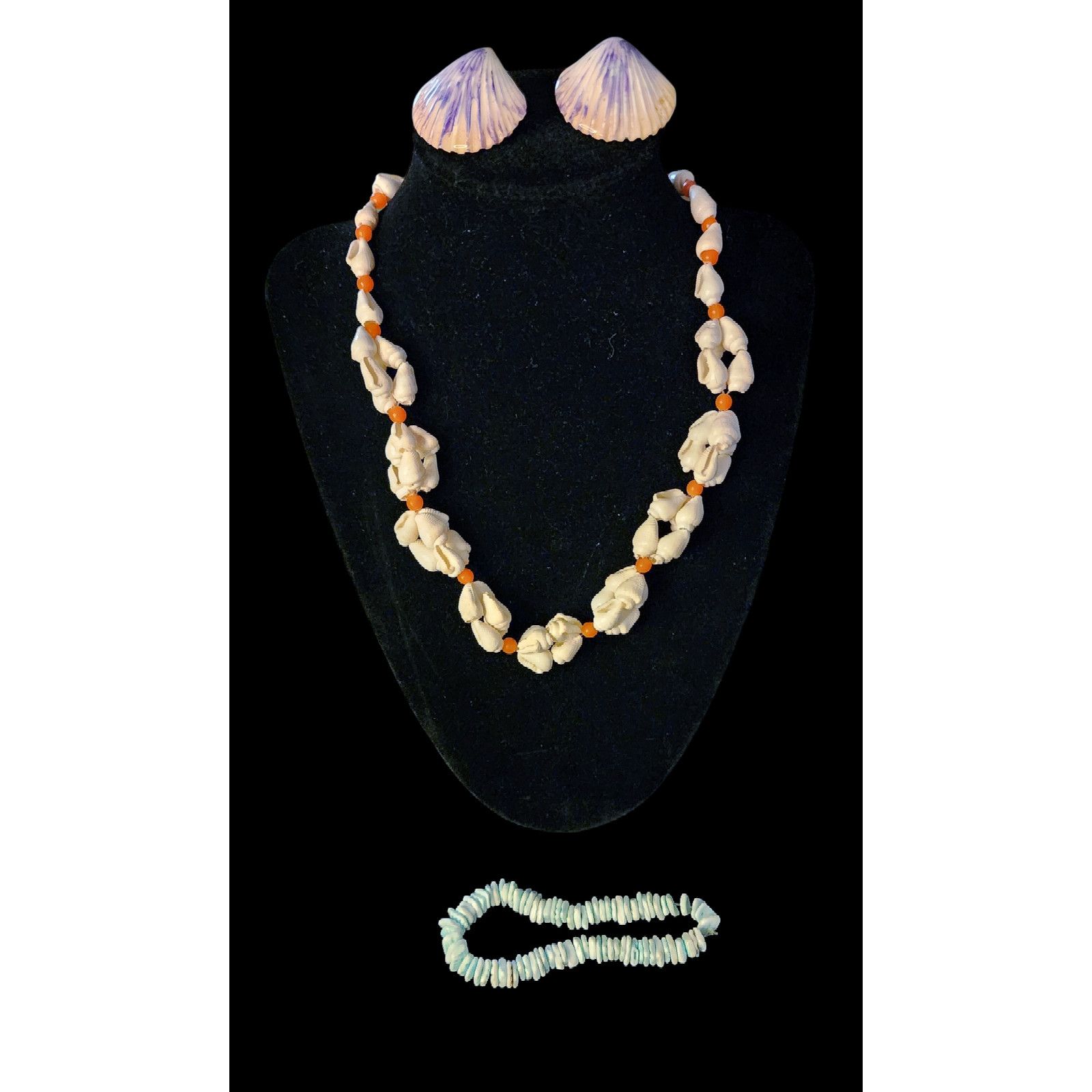 Other Three piece shell Necklace. Bracelet and pierced earrings. Size ONE SIZE - 4 Thumbnail