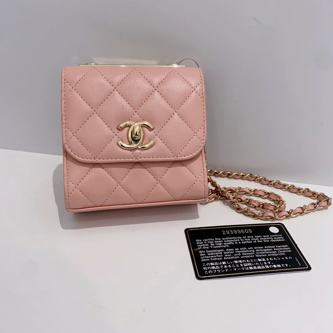 Chanel Pre-loved Bag Very good condition Size ONE SIZE - 1 Thumbnail