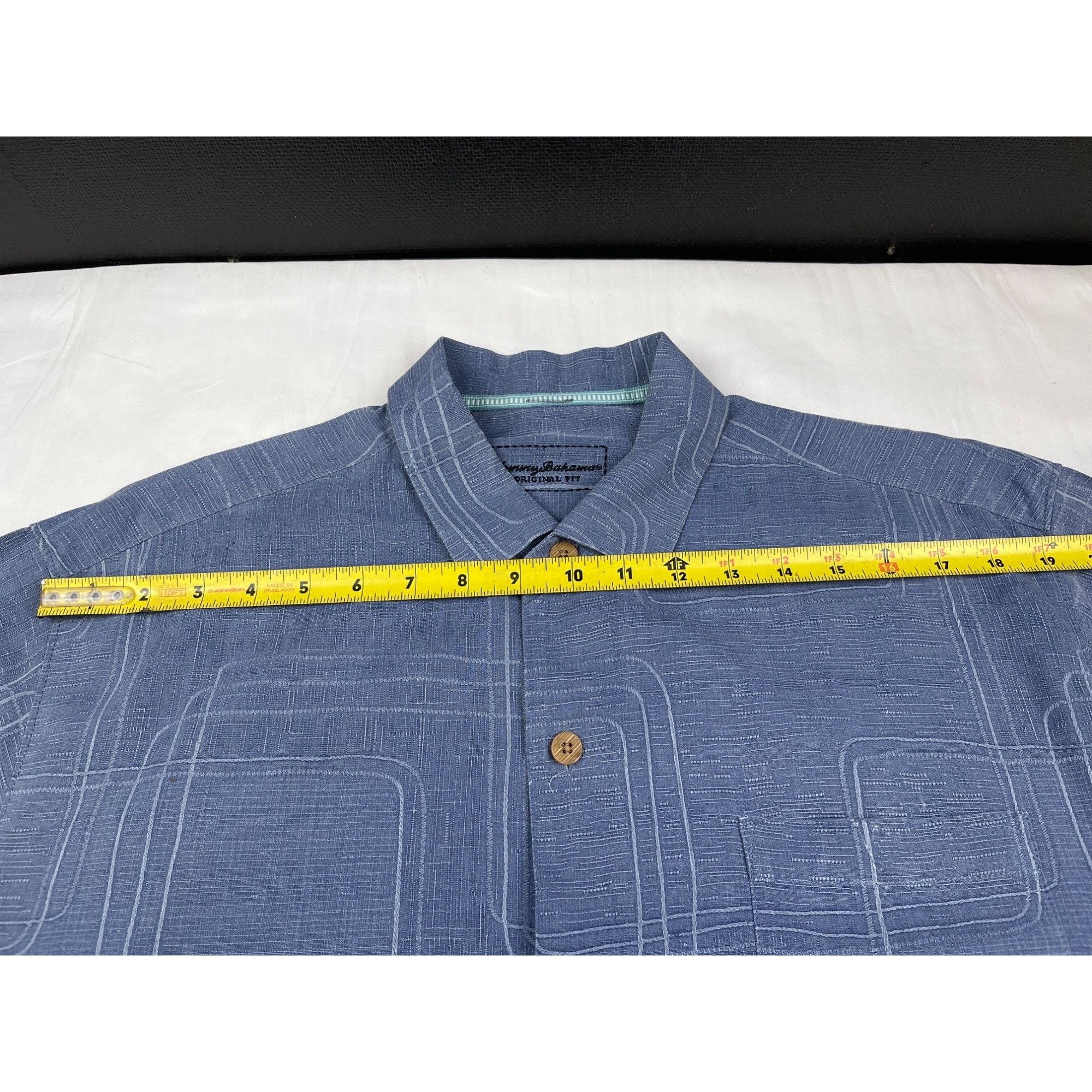 Tommy Bahama Tommy Bahama Men's Blue Silk Shirt/Button Up Sz L SKU 4443 Size US L / EU 52-54 / 3 - 6 Thumbnail