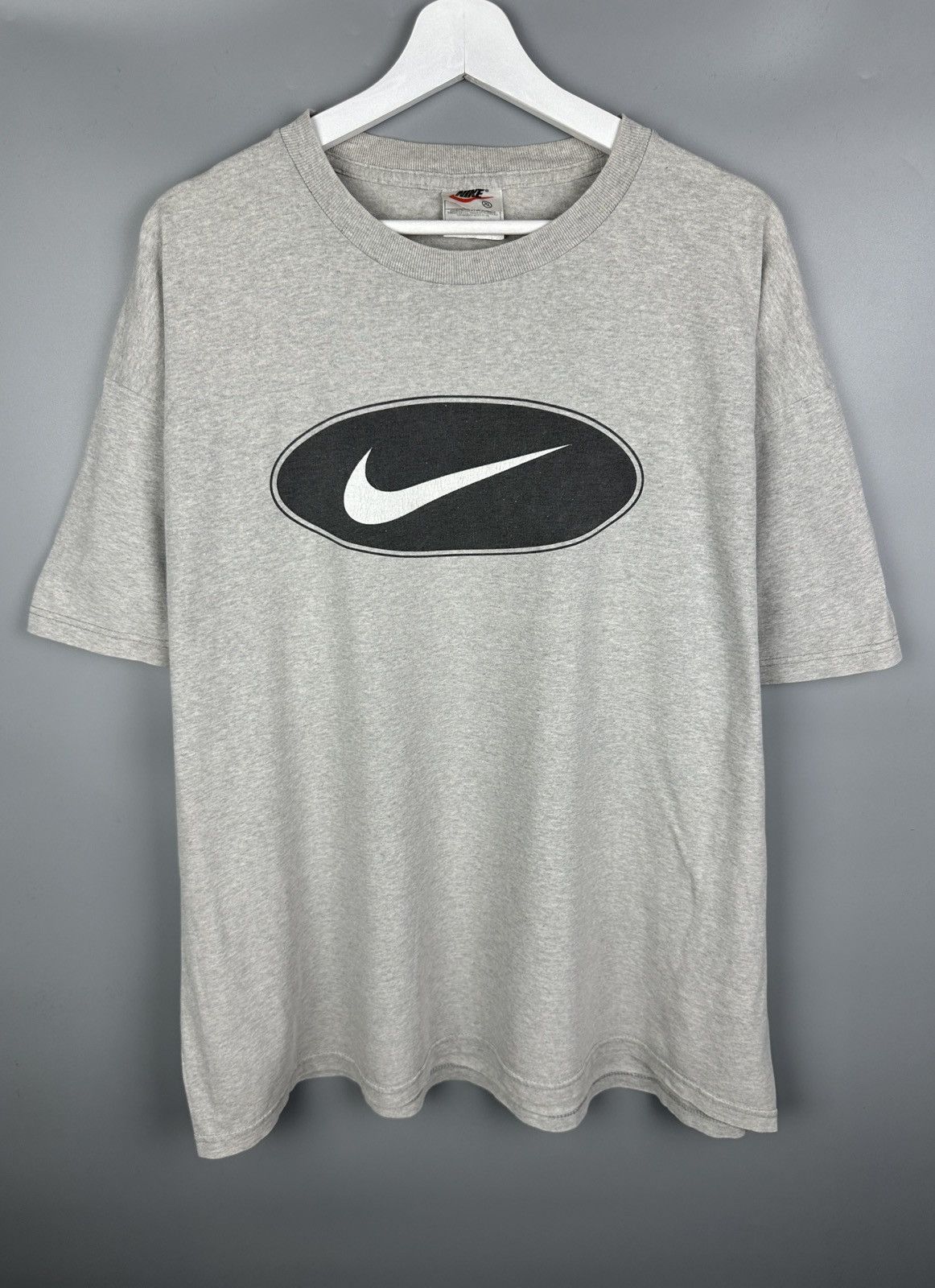 Nike 90s Vintage Nike Big Center Swoosh Logo T Shirt Tee USA Size US XL / EU 56 / 4 - 1 Thumbnail