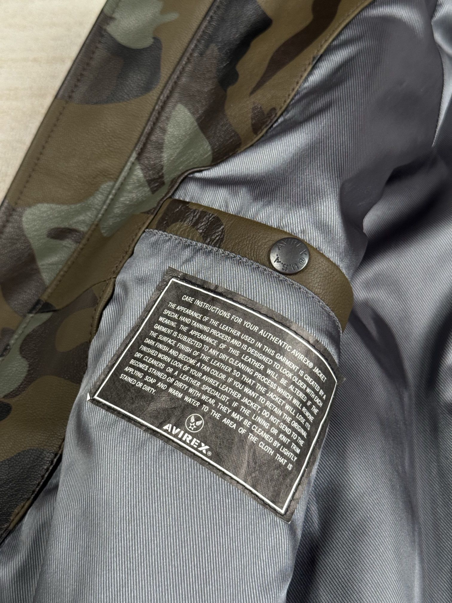 Avirex camo leather jacket Size US L / EU 52-54 / 3 - 11 Thumbnail