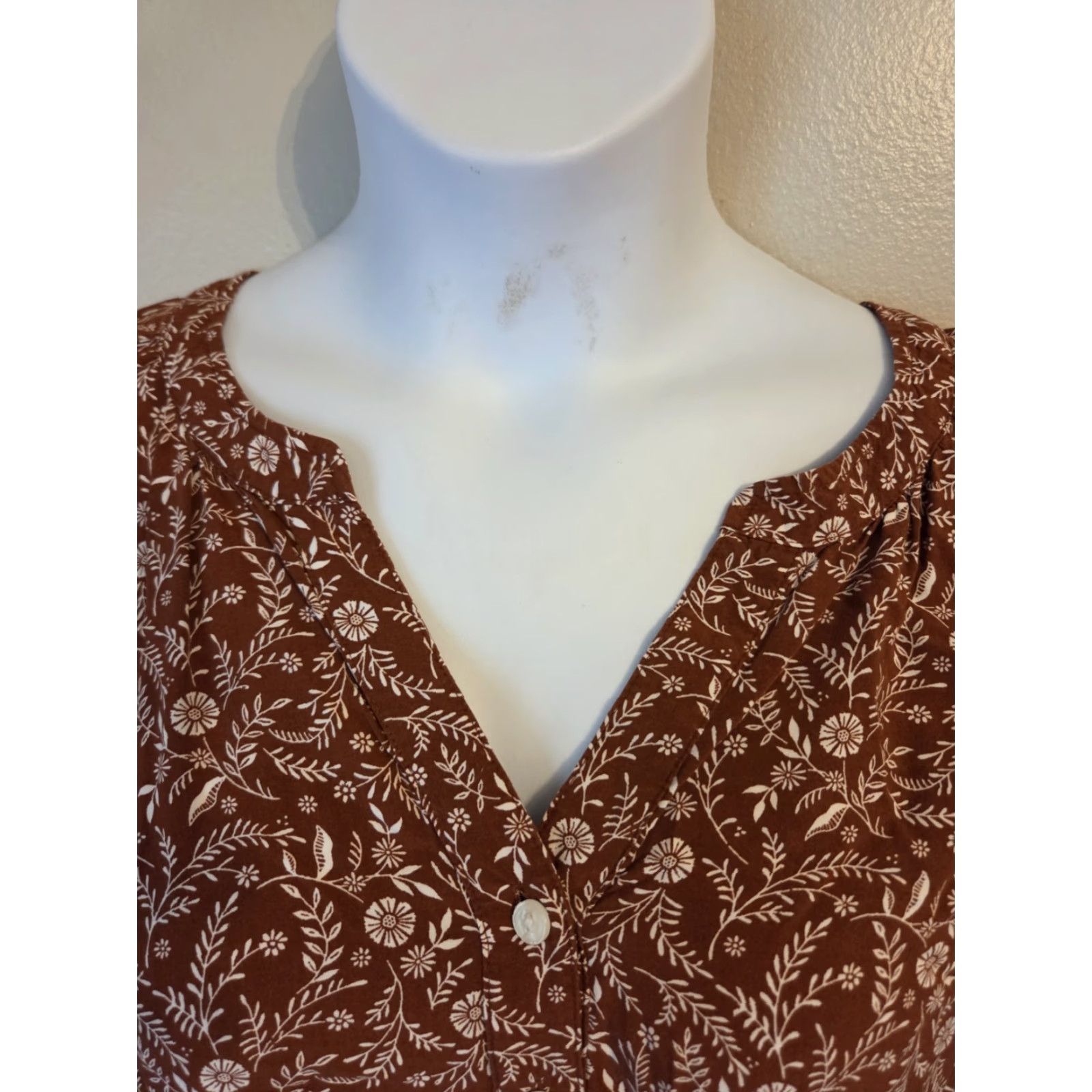 Old Navy Old Navy Blouse Shirt XL Terracotta Floral Print Bohemian Orange Rayon Long Sleeve Split Neck Womens Shirt Size XL / US 12-14 / IT 48-50 - 2 Thumbnail