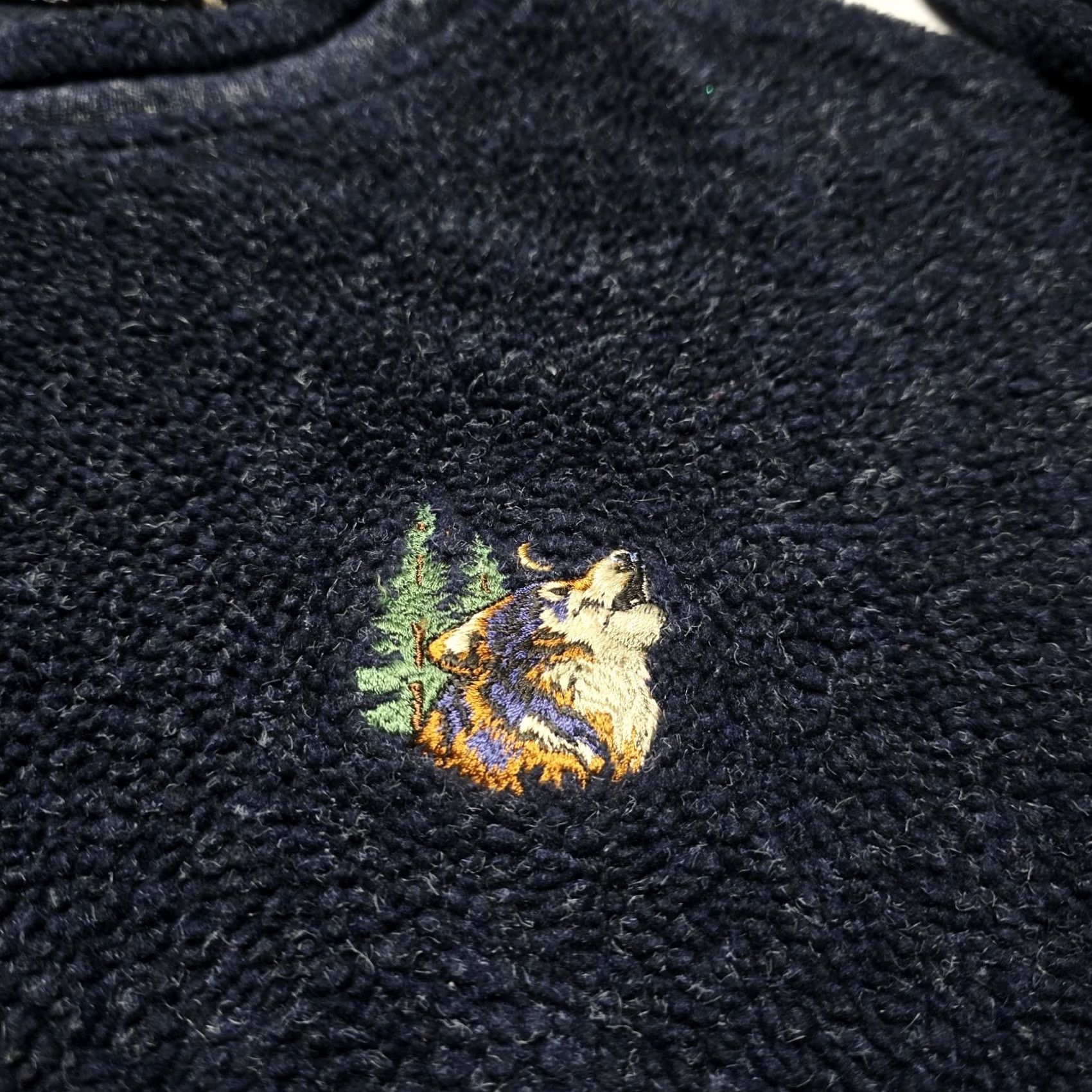 Habitat VINTAGE Habitat Blue Pullover Teddy Fleece Sweater Howling Wolf Medium 90's Men Sweater Pullover Classic Warm Blue Wolf 90s Mens Size US M / EU 48-50 / 2 - 7 Thumbnail