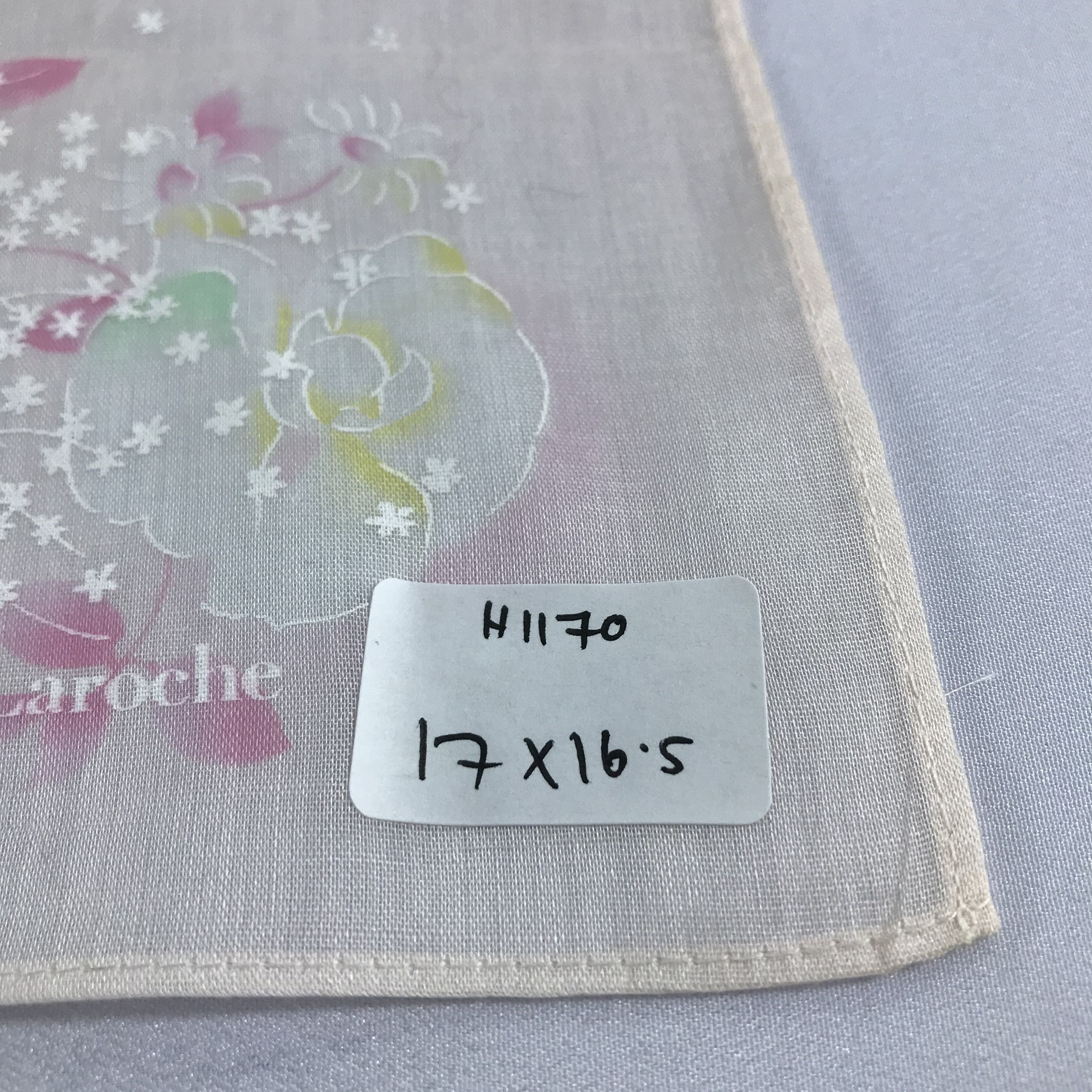 Guy Laroche Guy Laroche Handkerchief Neckerchief Bandana H1170 Size ONE SIZE - 5 Thumbnail