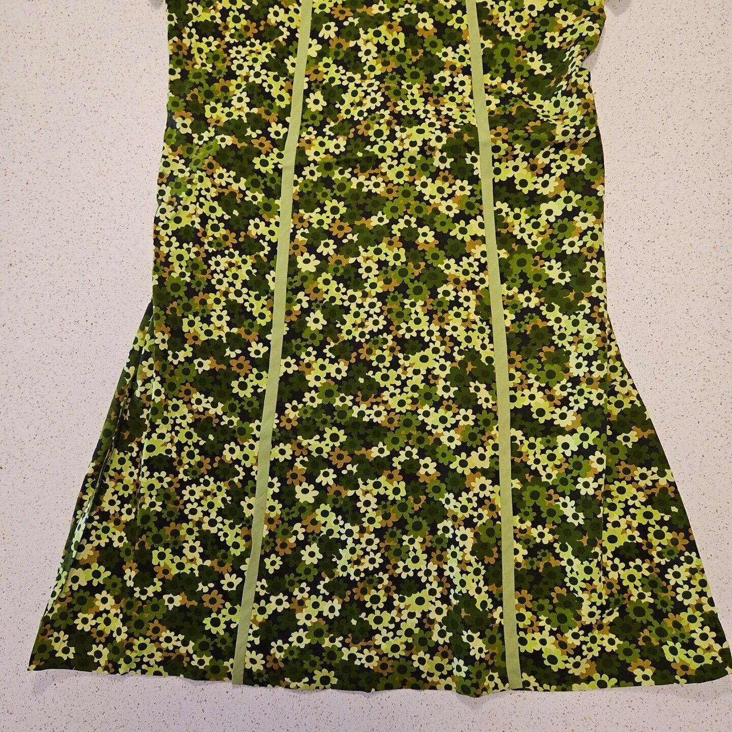 Vintage Vintage Dianes Honolulu Hawaiian Dress Sz S Green Flower Pow Size S / US 4 / IT 40 - 9 Thumbnail