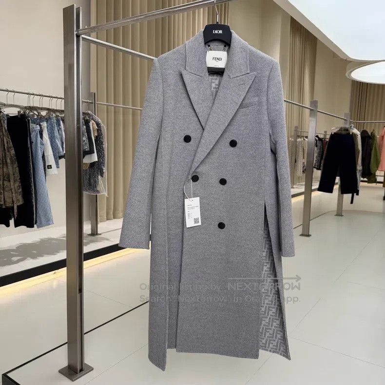 Fendi Fendi Long Grey Wool Coat with Printed Lining Size XS / US 0-2 / IT 36-38 - 1 Thumbnail