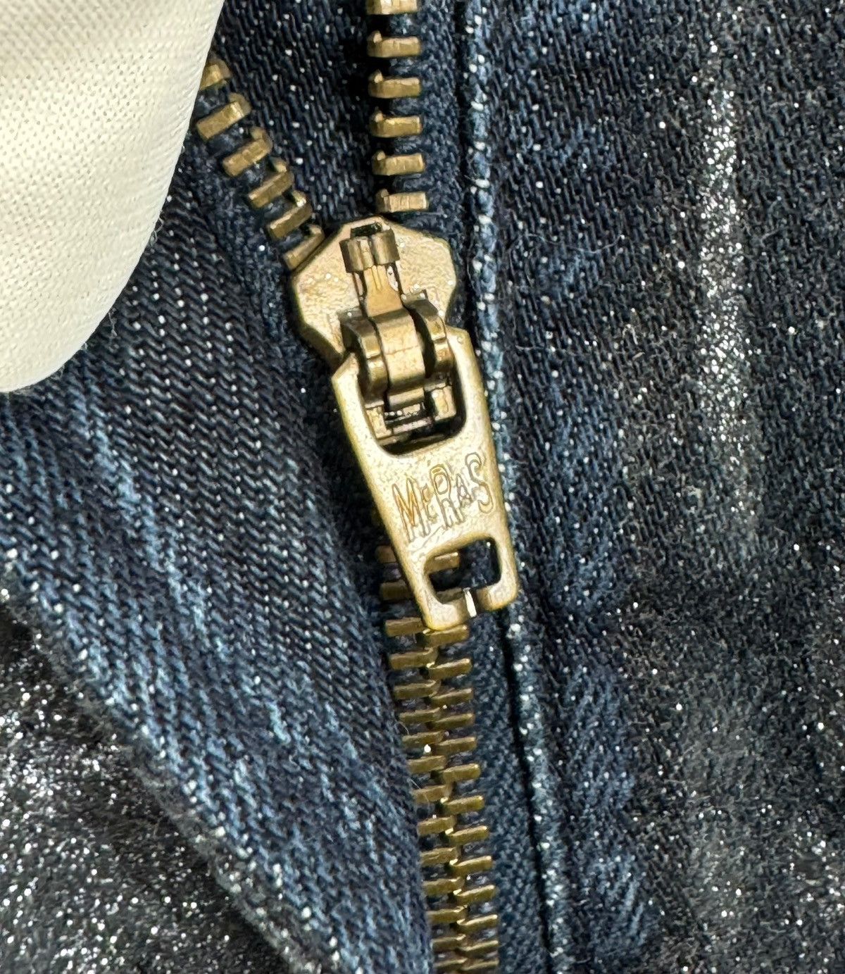 Just Cavalli × Vintage Just Cavalli Waxed Glitter Jeans Cropped Ankle Zip size 28 Size 28" / US 6 / IT 42 - 16 Thumbnail