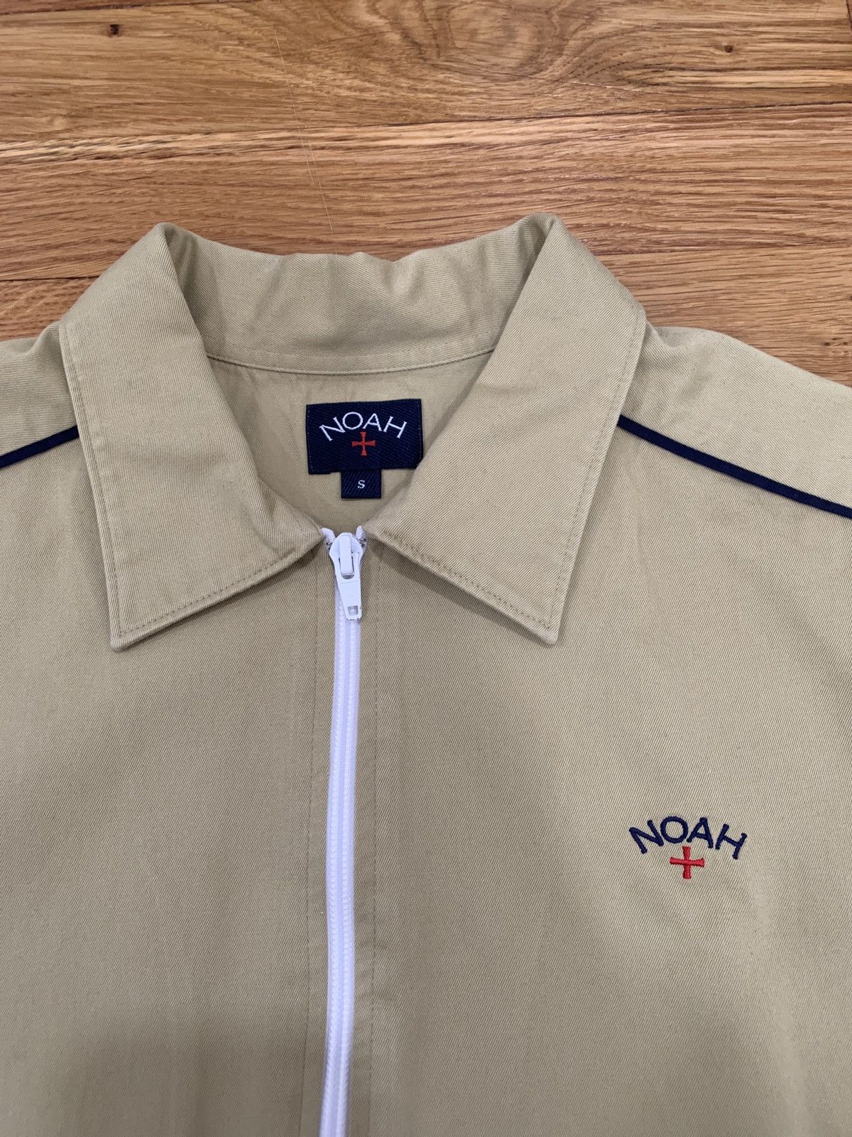 Noah NOAH - Zip Up Shooting Shirt Beige - Small Size US S / EU 44-46 / 1 - 2 Thumbnail
