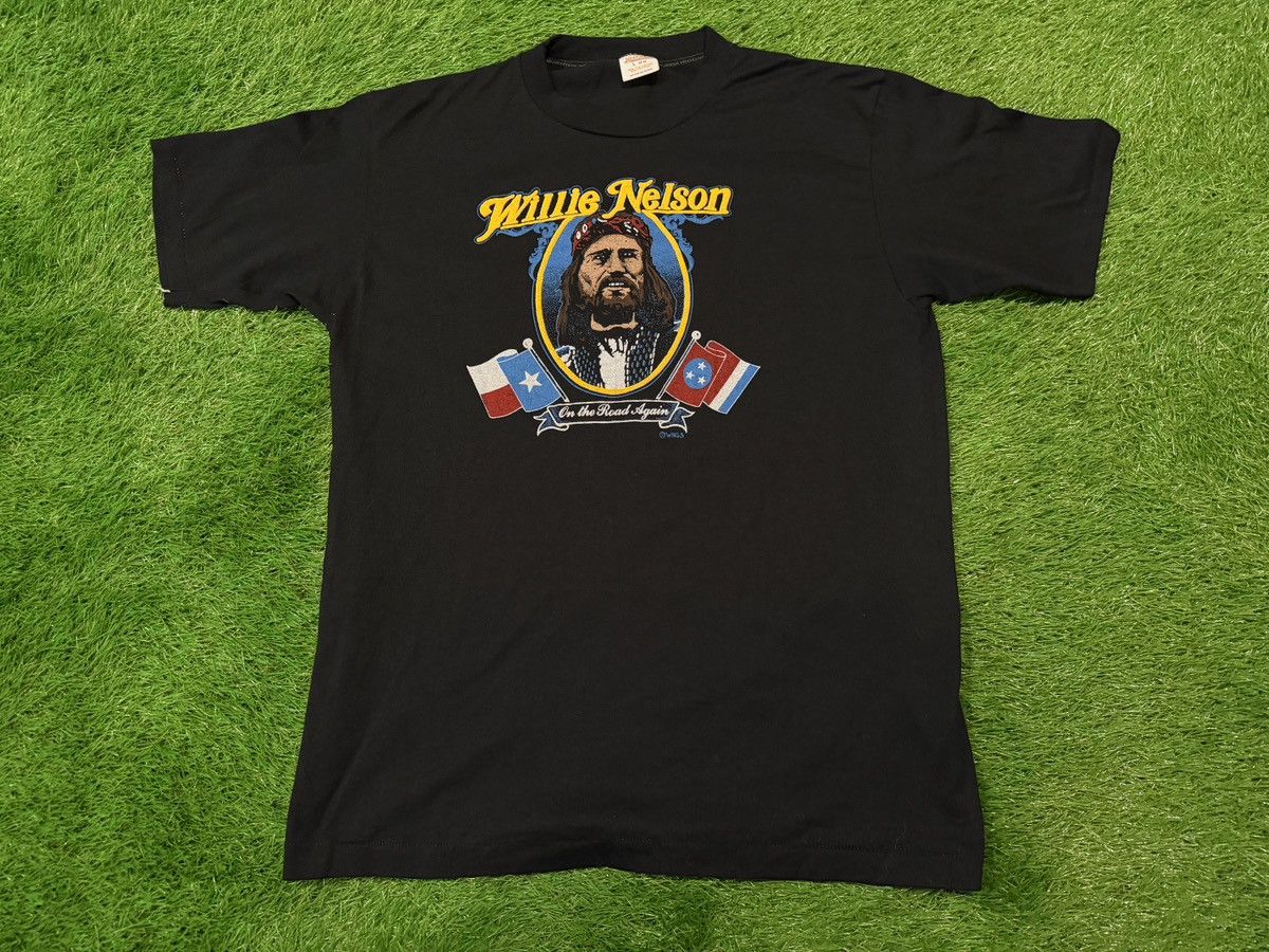 Vintage 1980s Willie Nelson - On The Road Again Tour T Shirt