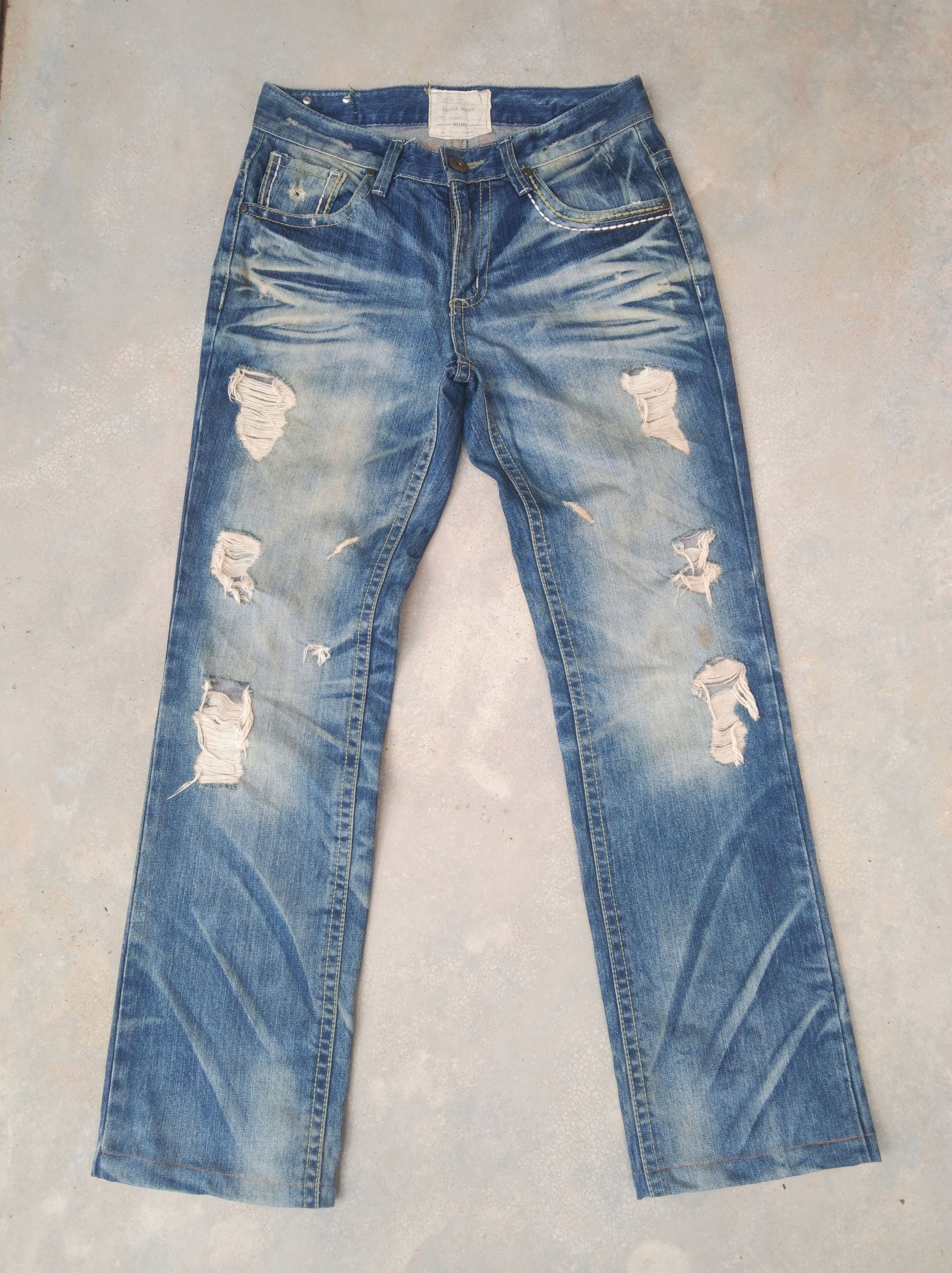 Image of Yoshitomo Nara Lolita Distressed Jeans 30X30.5 in Blue, Men's