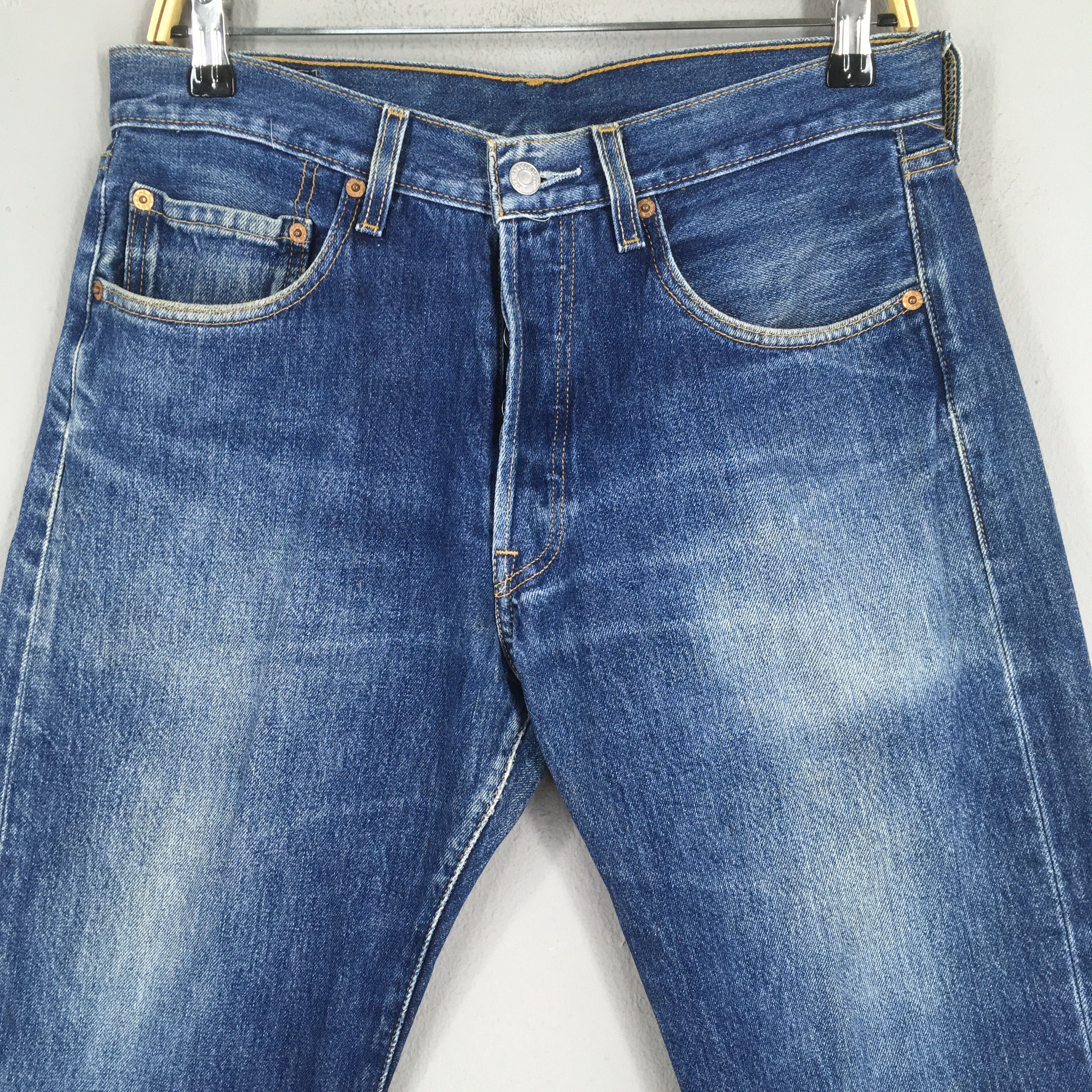 Levi's Size 30x29 Vintage 90s Levi's 501 Faded Blue Jeans S114 Size US 30 / EU 46 - 2 Thumbnail
