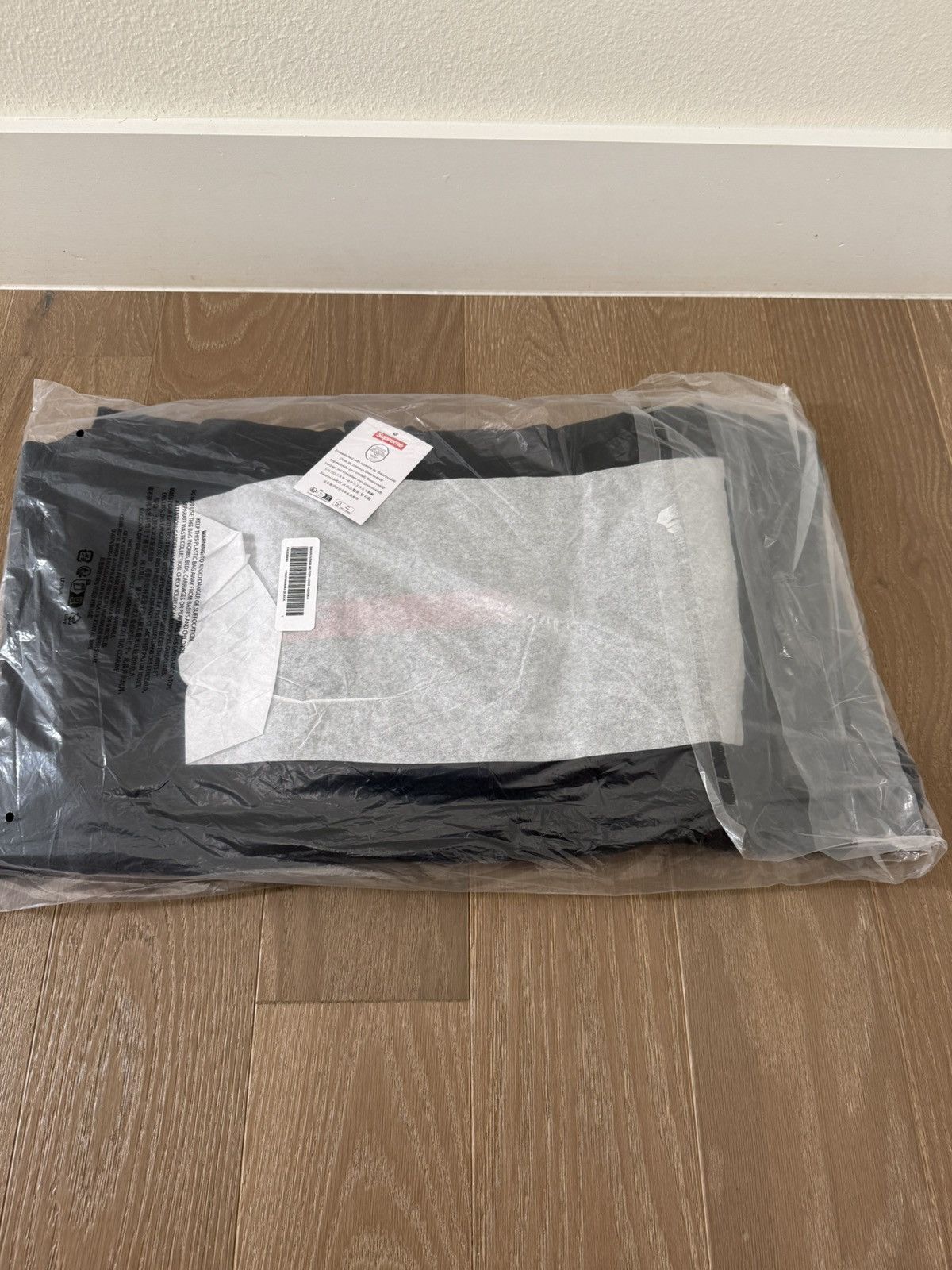 Supreme × Swarovski Supreme Swarovski Black Motion Logo Hoodie Sweatshirt Large Size US L / EU 52-54 / 3 - 6 Thumbnail