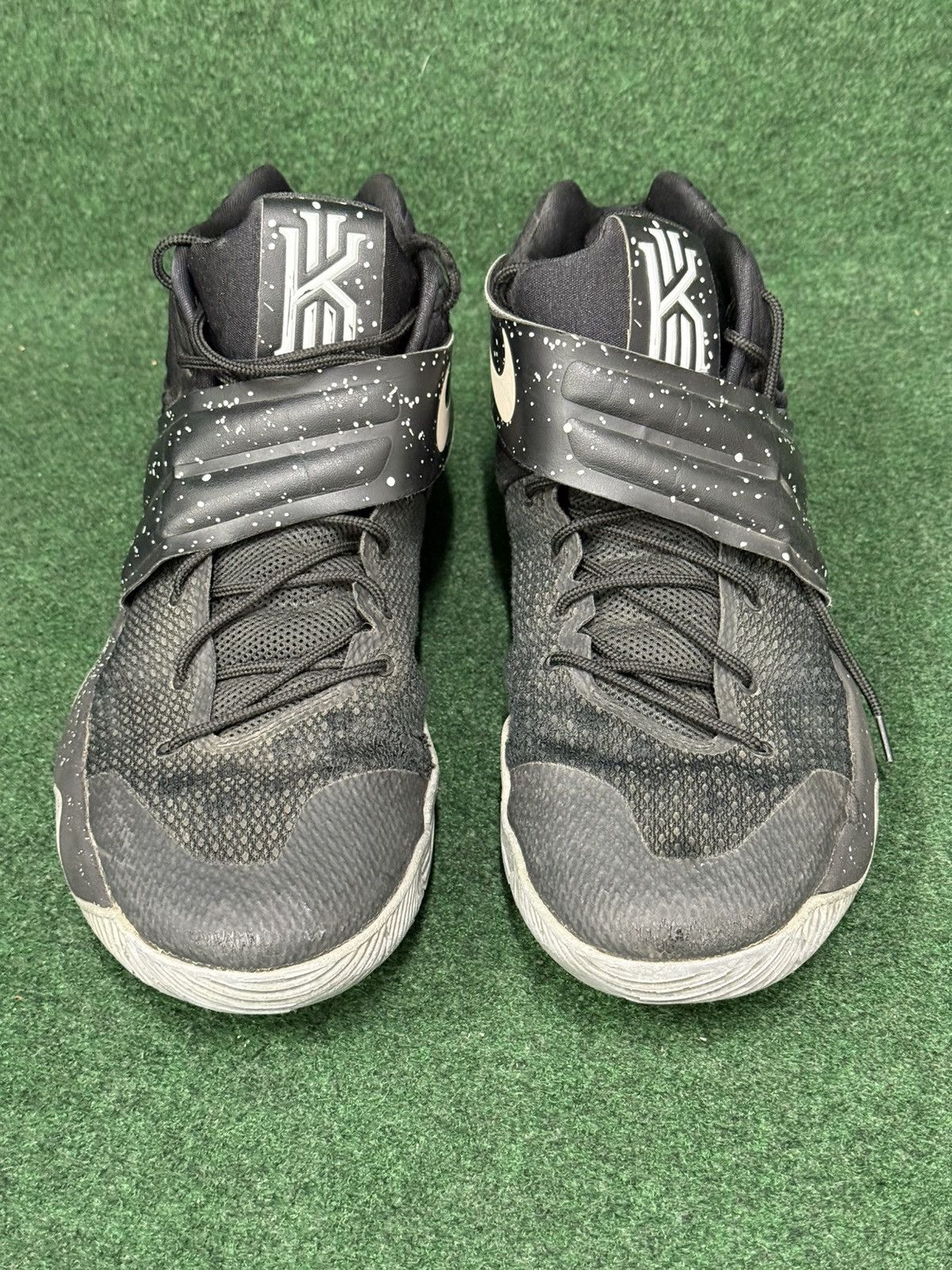 Nike RARE 2016 Nike Kyrie 2 EYBL PE Promo Black White Wolf Grey Size US 14 / EU 47 - 2 Thumbnail