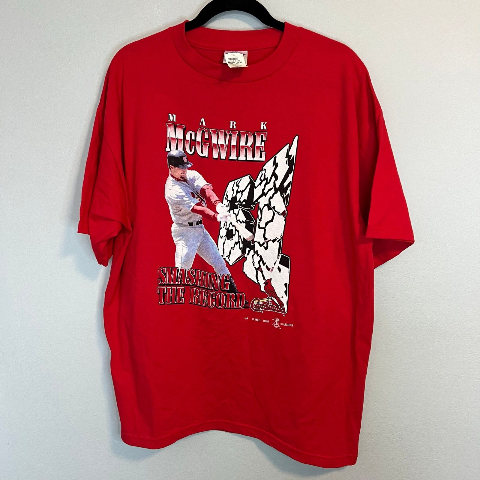 Vintage NWT Mark McGwire 1998 St. Louis Cardinals T-Shirt Mens Sz XL Size US XL / EU 56 / 4 - 1 Thumbnail