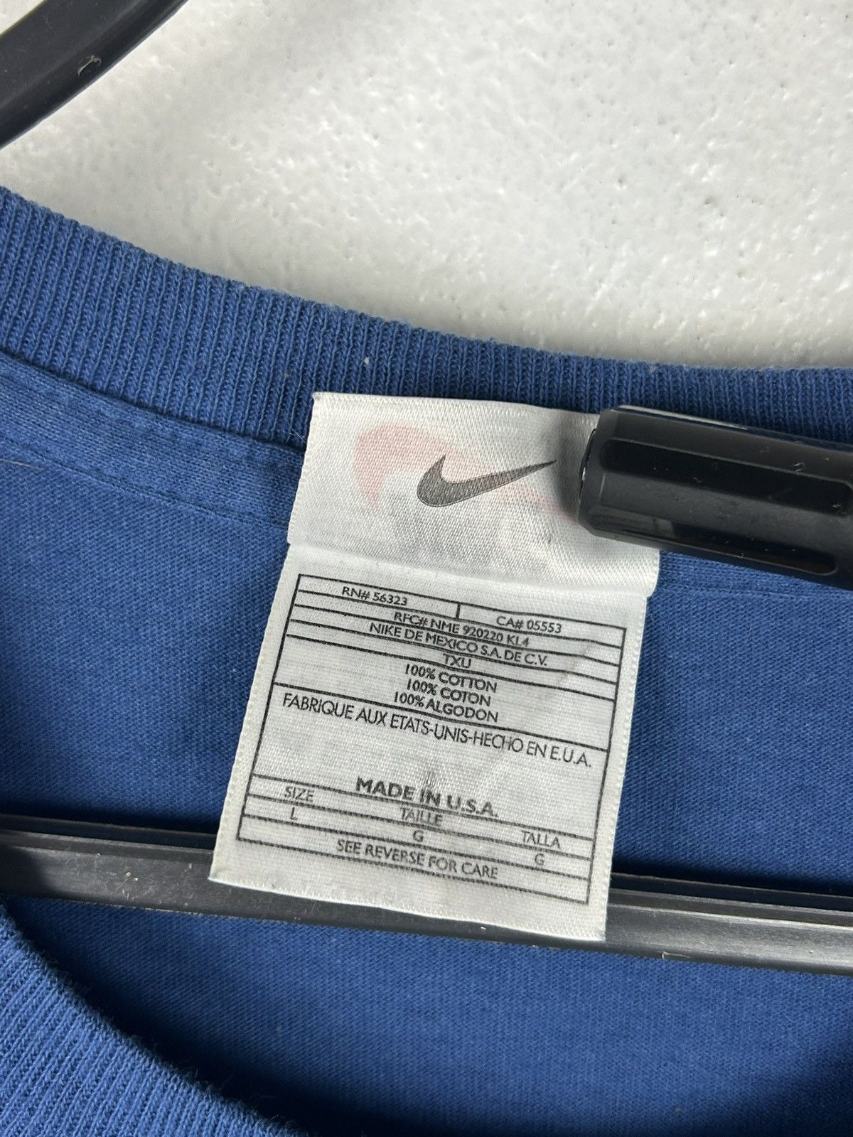 Nike 90s Vintage Nike ACG Acgirl Center Logo Rare T-Shirt Blue Size L / US 10 / IT 46 - 8 Thumbnail