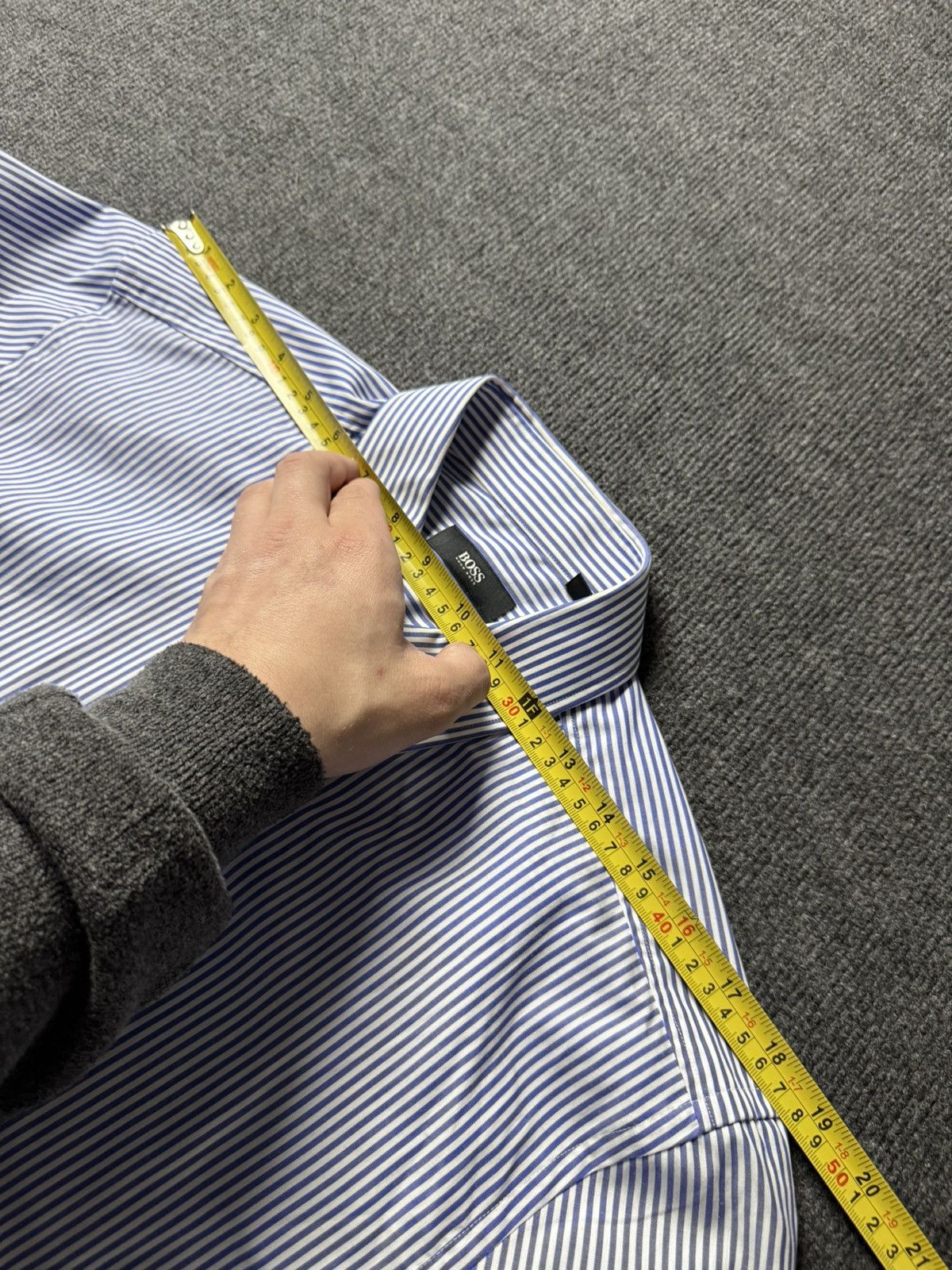 Hugo Boss Luxury 00s Hugo Boss Striped Shirt Blue Slim Fit 42 16.5 L Size US L / EU 52-54 / 3 - 12 Thumbnail