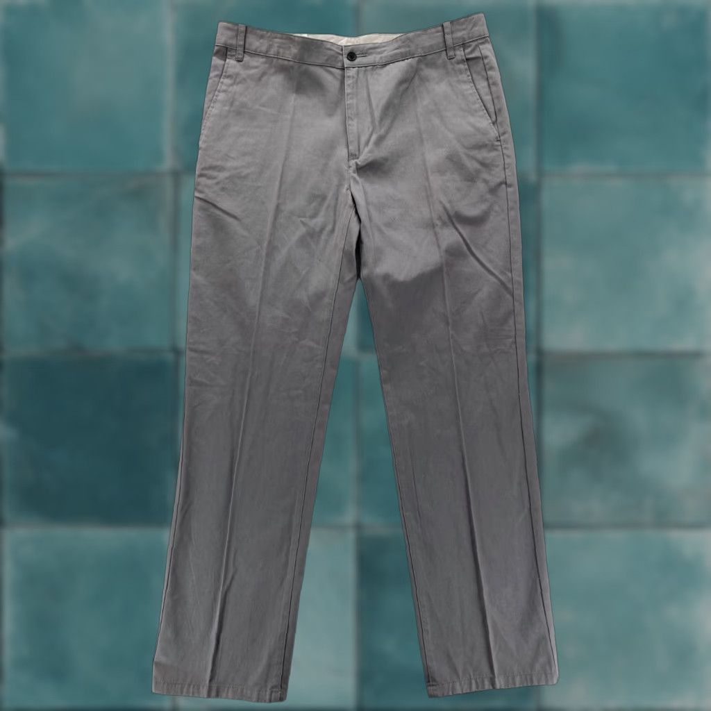 Liz Claiborne Claiborne Chino Pants Mens 34x32 Straight Leg Gray Flat Front Mid Rise Casual Size US 34 / EU 50 - 1 Thumbnail