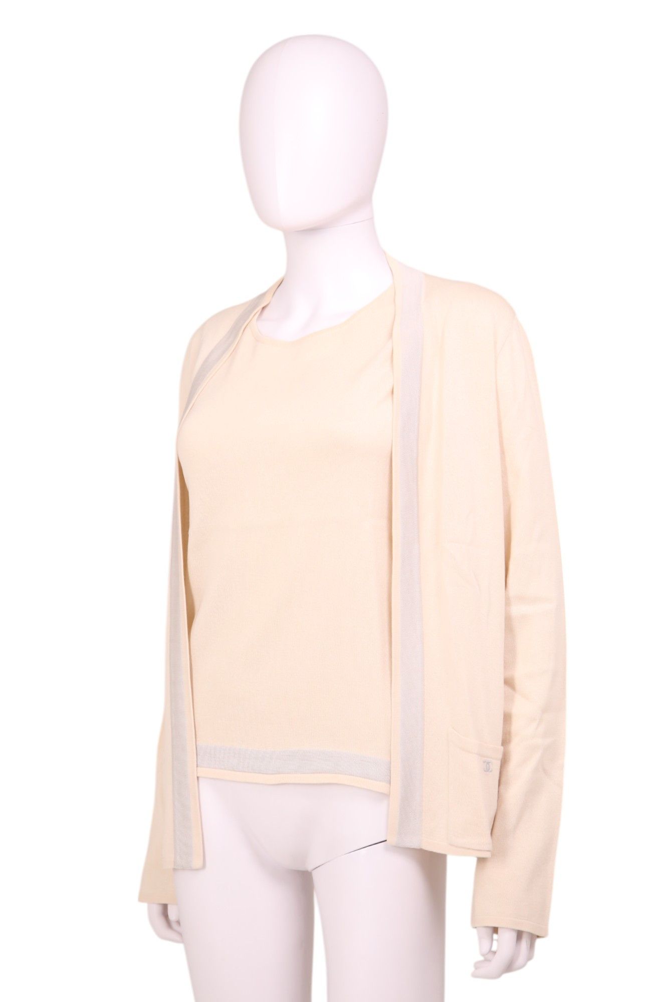 Chanel × Karl Lagerfeld S/S 2003 Cream Knit Twinset Size M / US 6-8 / IT 42-44 - 2 Thumbnail
