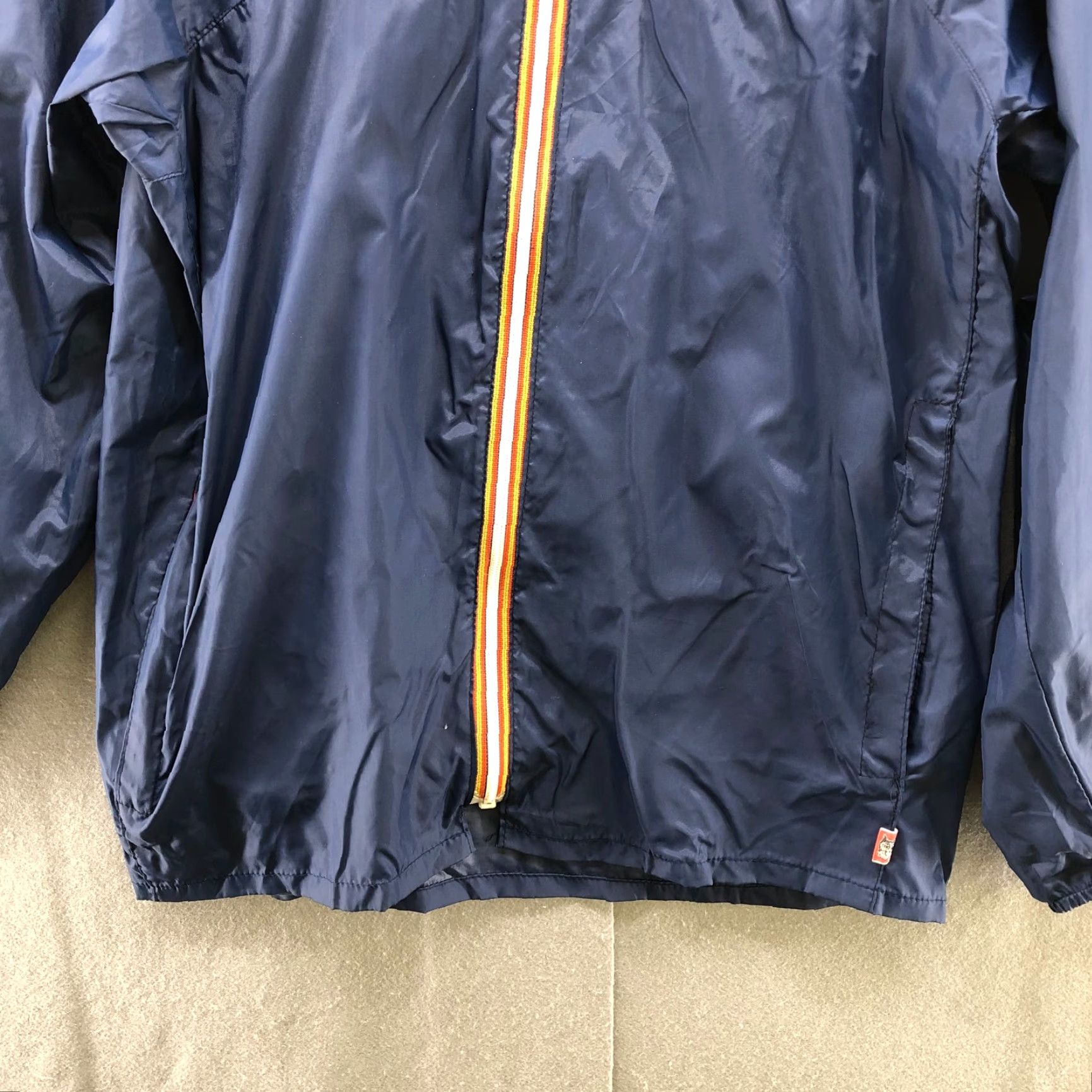 Vintage VINTAGE Windbreaker Jacket Womens M Blue Italy Renco Marwell Packable 80s 90s Packable Zip Hooded Nylon Casual Modern Retro 80s 90s " Italy" Size M / US 6-8 / IT 42-44 - 4 Thumbnail