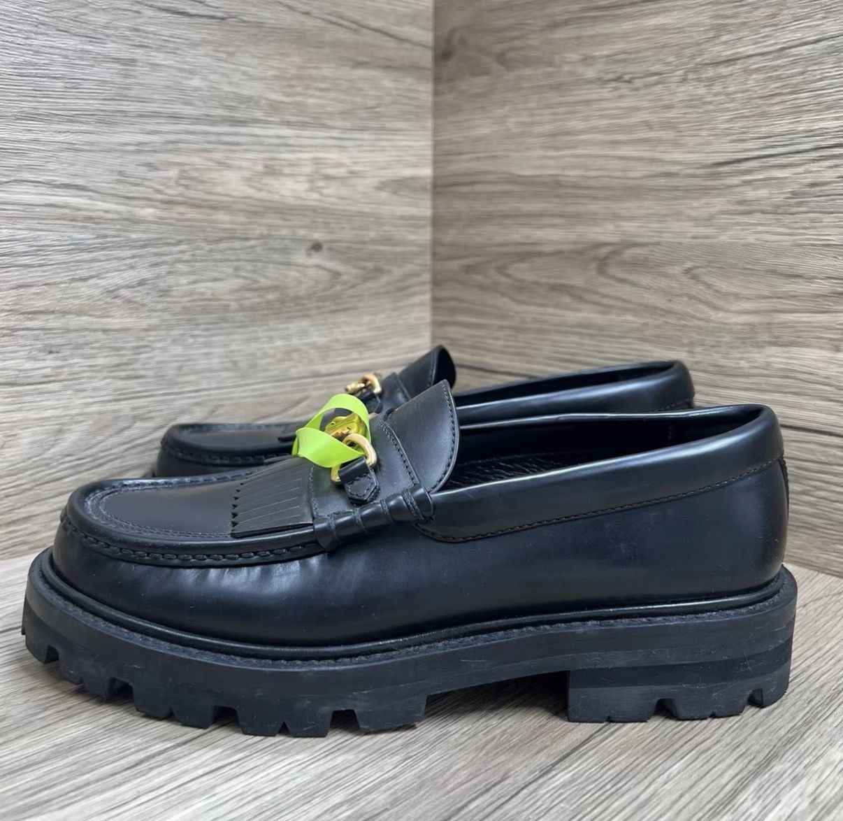 Celine Celine Black & Gold Triomphe Loafers J41 Size US 7 / IT 37 - 1 Thumbnail