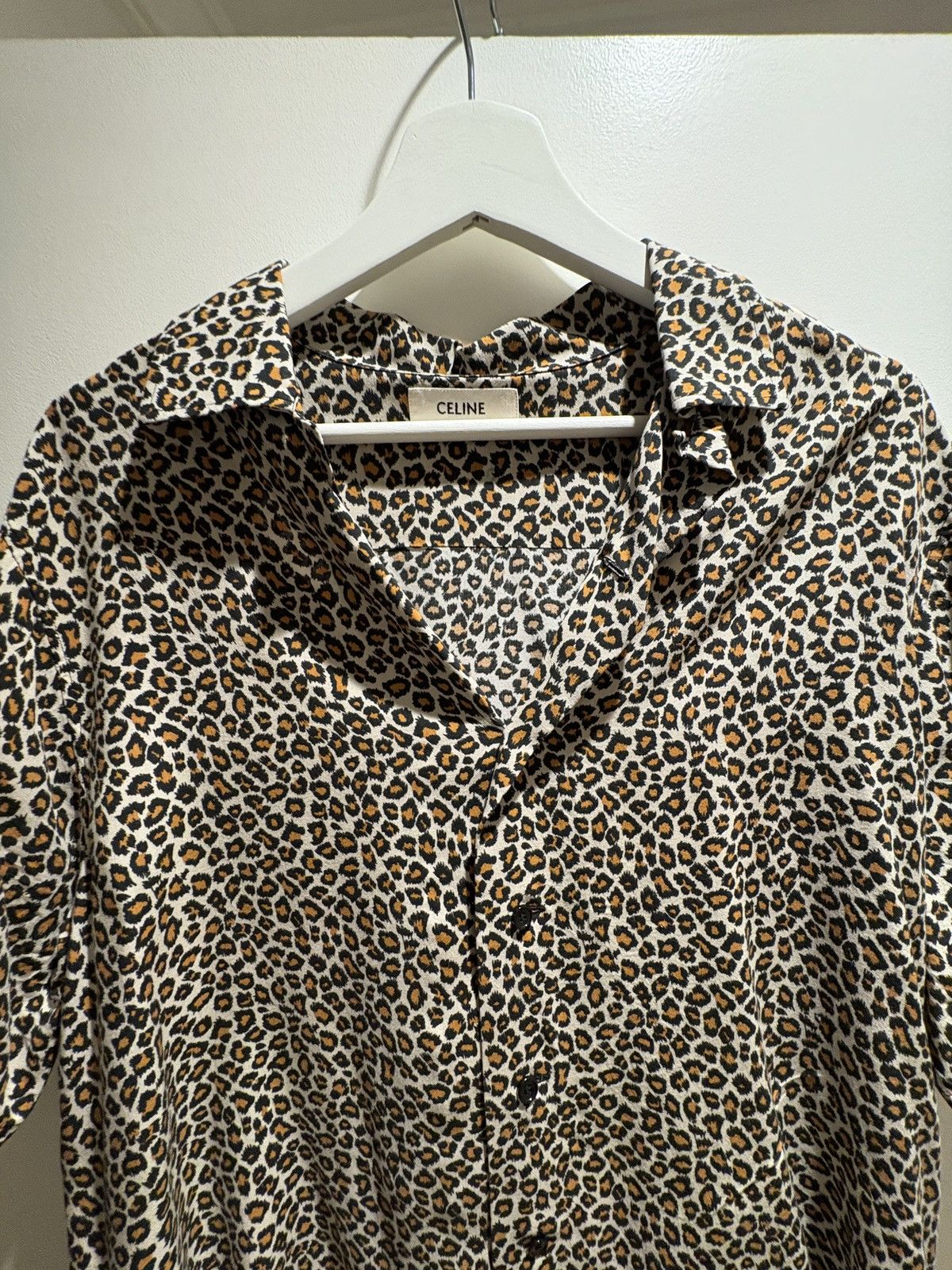 Celine Celine Leopard shirt Size US S / EU 44-46 / 1 - 3 Thumbnail