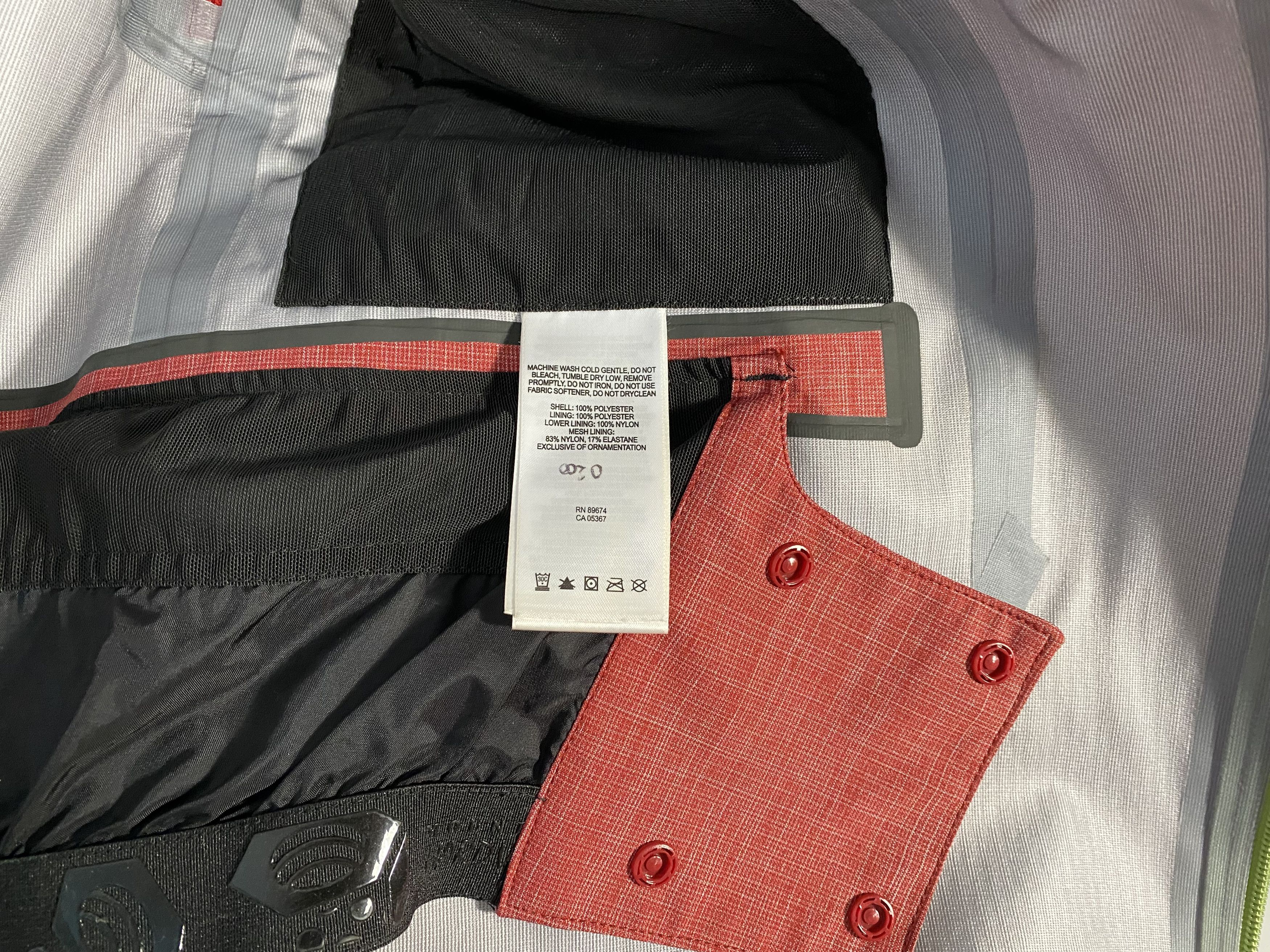Mountain Hardwear Mountain Hardwear Dry.Q Asymmetric Water Proof Jacket Size US S / EU 44-46 / 1 - 7 Thumbnail