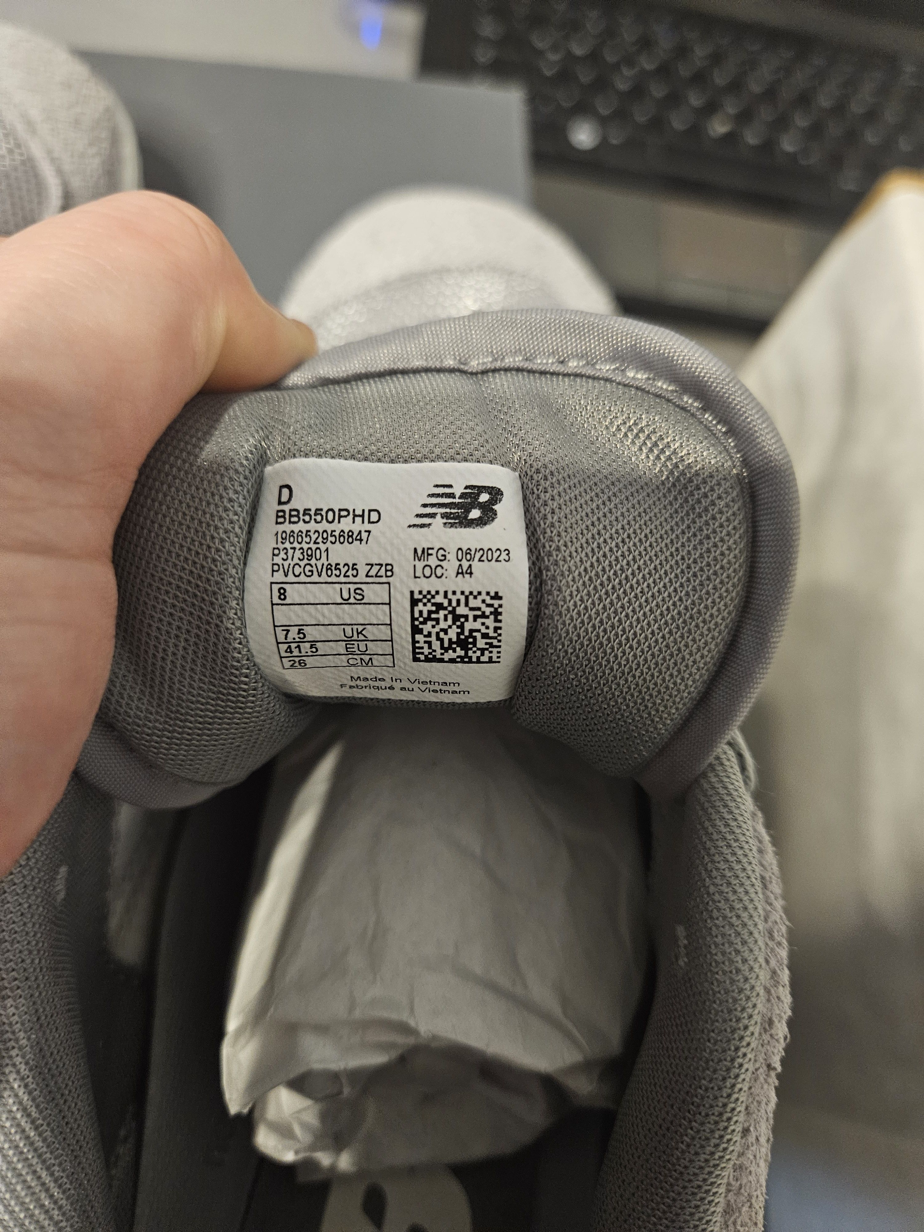 New Balance Sneaker Size US 8.5 / EU 41-42 - 5 Thumbnail