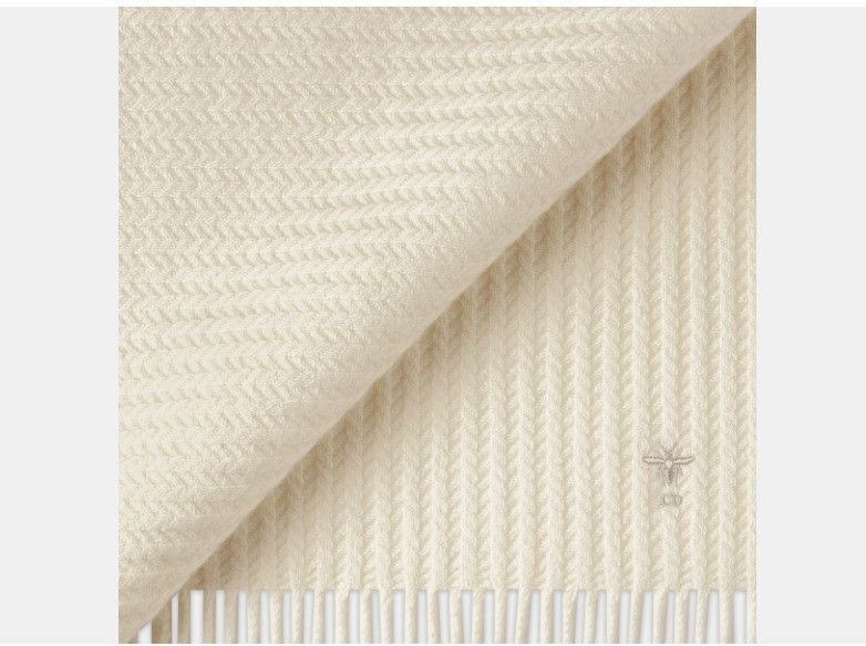 Dior o1w1db10325 Size: OS / 41CLA2 Bee Scarf in Off White Size ONE SIZE - 3 Thumbnail