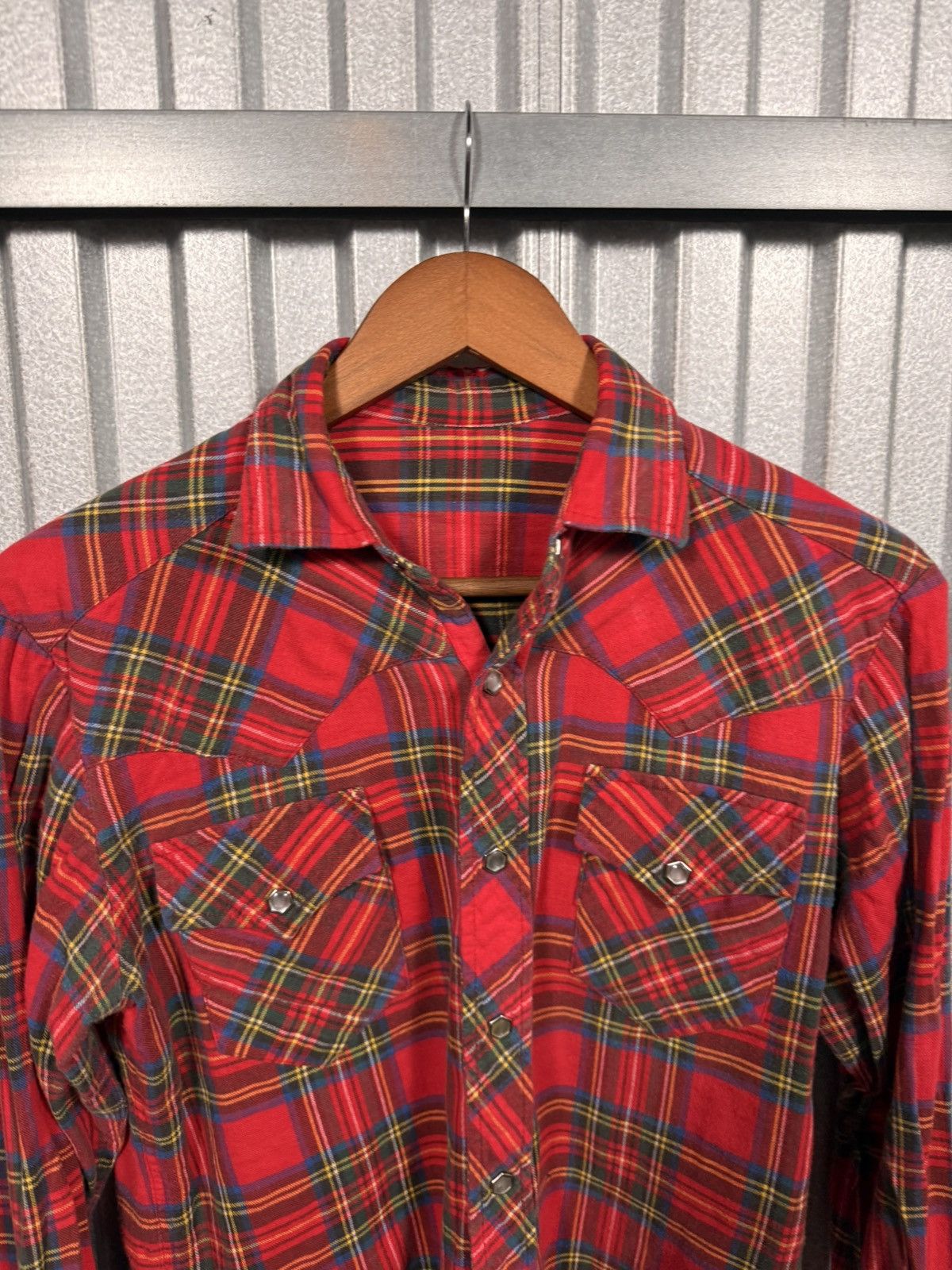 Other Vintage Red Plaid Pearl Snap Western Button Up Shirt Size US M / EU 48-50 / 2 - 9 Thumbnail