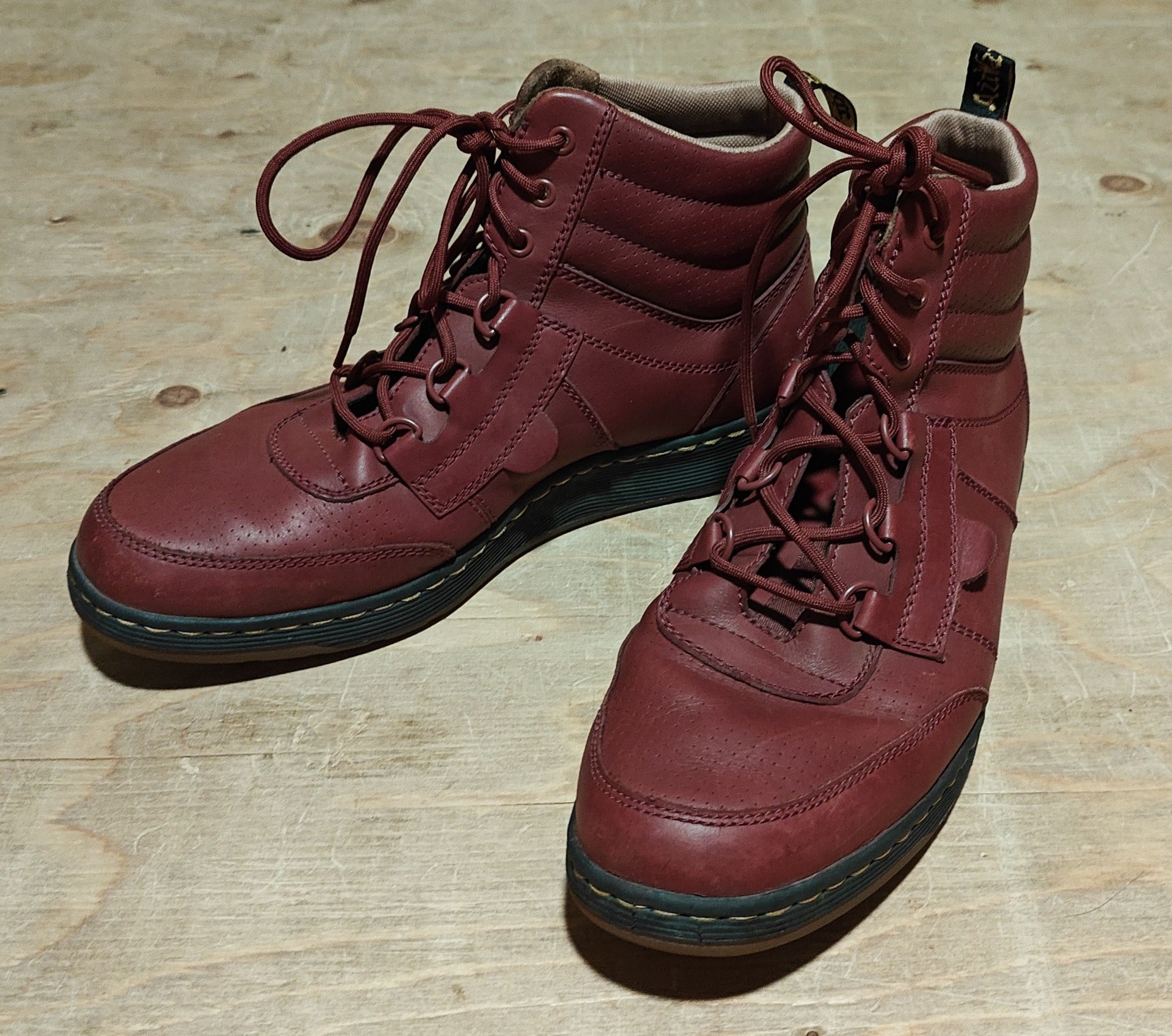 Mens Dr. Martens Derry burgundy red soft leather boots