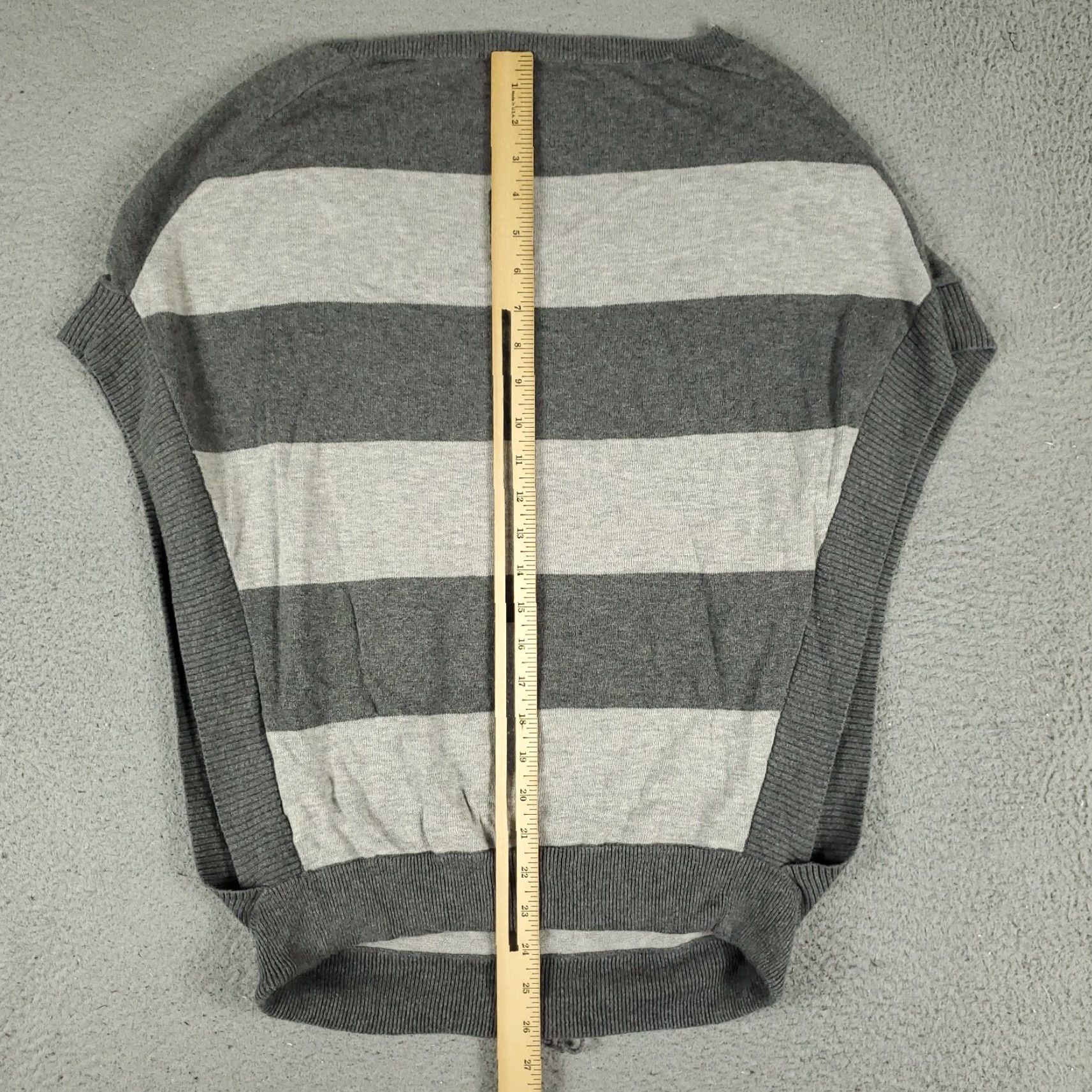 American Eagle Outfitters VINTAGE American Eagle Womens Sweater Pullover M Gray Striped Knit Casual Fall Winter Size M / US 6-8 / IT 42-44 - 4 Thumbnail