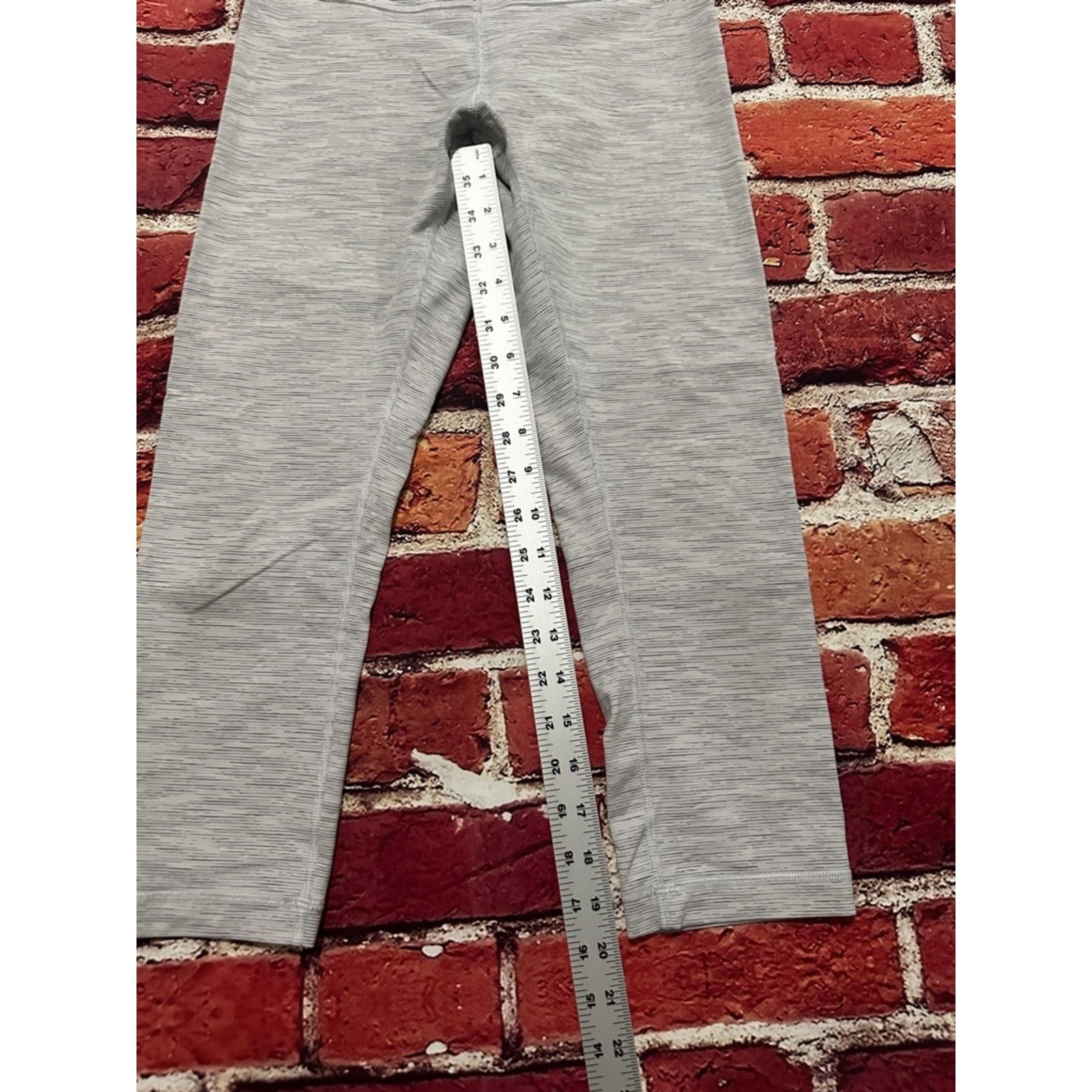 Lululemon Lululemon leggings size 6 Size 28" / US 6 / IT 42 - 4 Thumbnail
