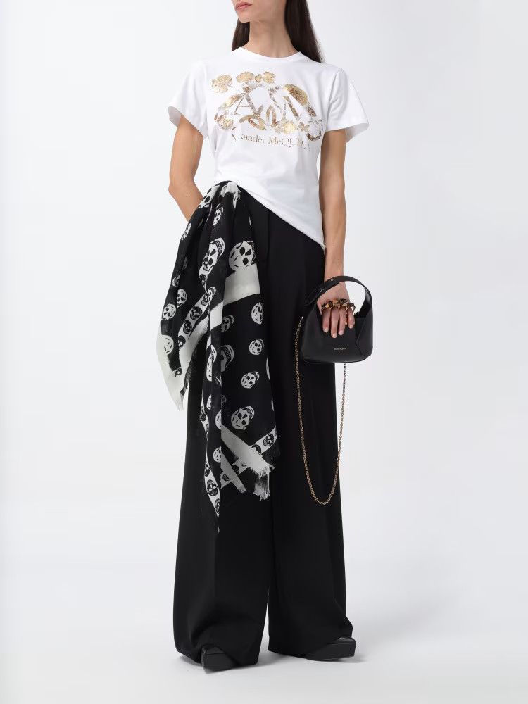 Alexander McQueen o1s22i1n1024 Size: OS / Slashed Skull Scarf in Black Size ONE SIZE - 4 Thumbnail