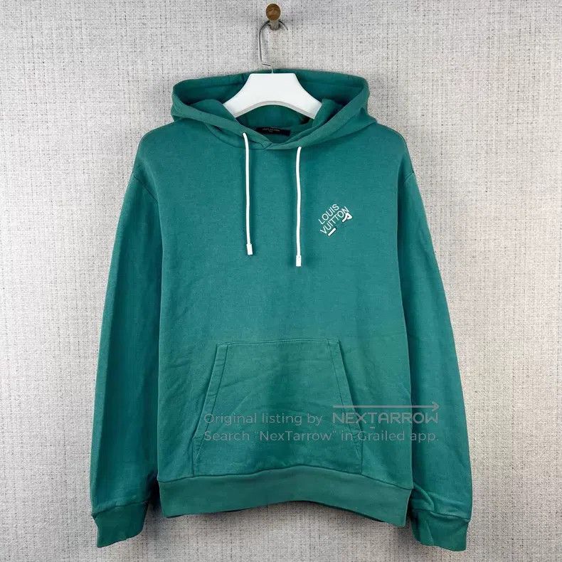 Louis Vuitton Louis Vuitton Solid pin logo monogram embroidered hooded s Size US XL / EU 56 / 4 - 1 Thumbnail
