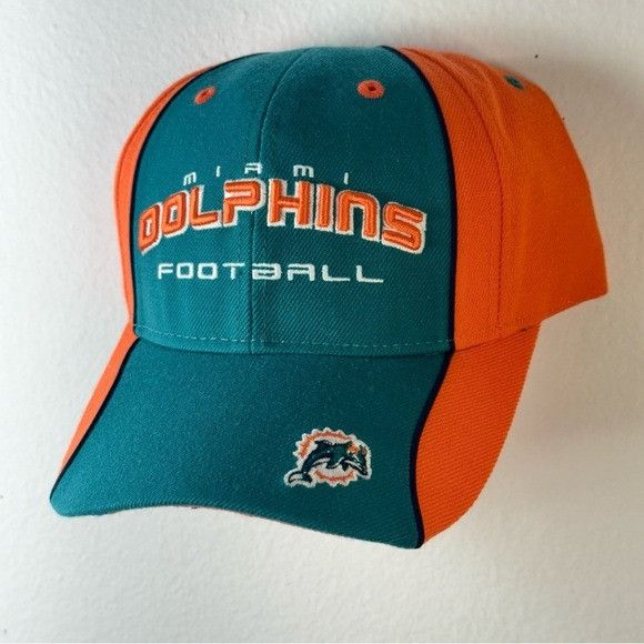 NFL NWT MIAMI DOLPHINS FOOTBALL NFL VINTAGE REEBOK BASEBALL CAP Size ONE SIZE - 3 Thumbnail
